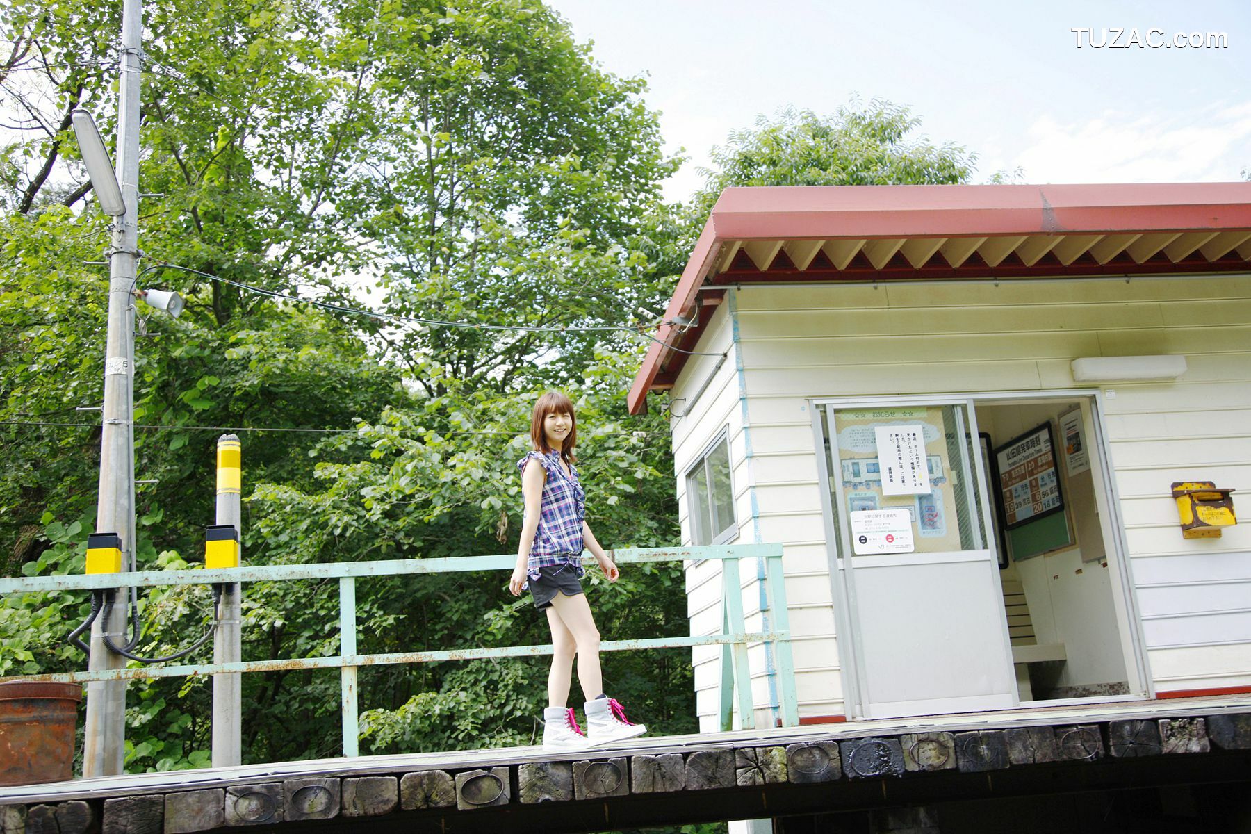 Wanibooks_ NO.55 Moe Fukuda 福田萌 写真集[197P]