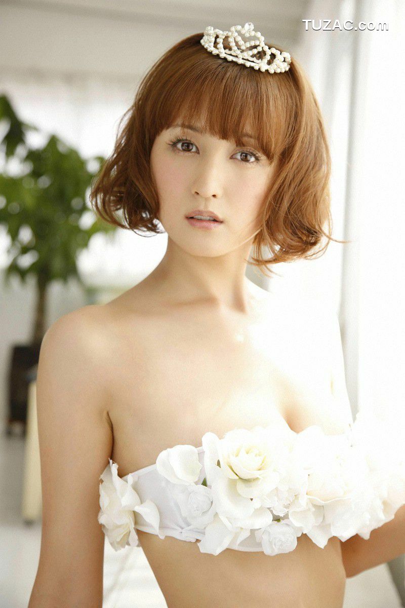 Wanibooks_ NO.77 Ayaka Komatsu 小松彩夏 写真集[189P]