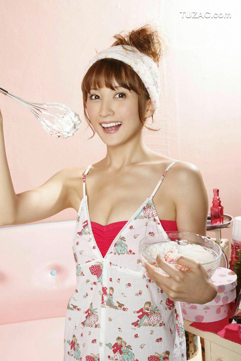 Wanibooks_ NO.77 Ayaka Komatsu 小松彩夏 写真集[189P]