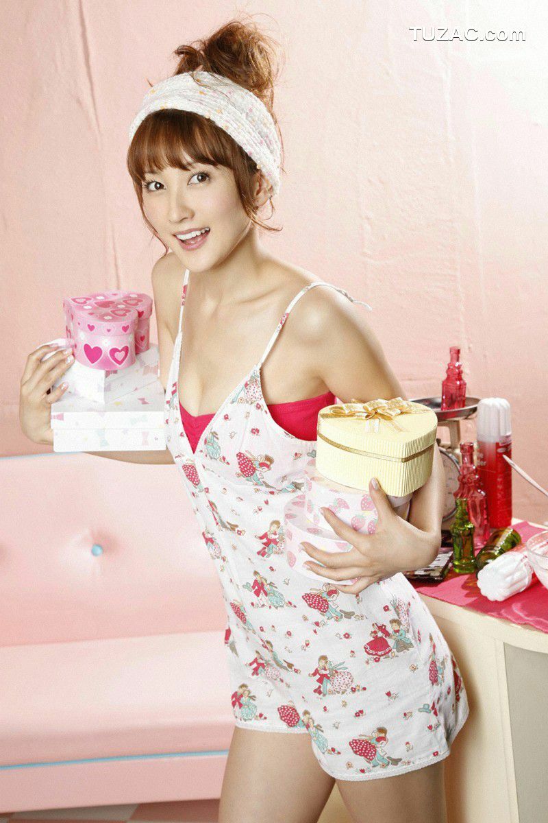 Wanibooks_ NO.77 Ayaka Komatsu 小松彩夏 写真集[189P]