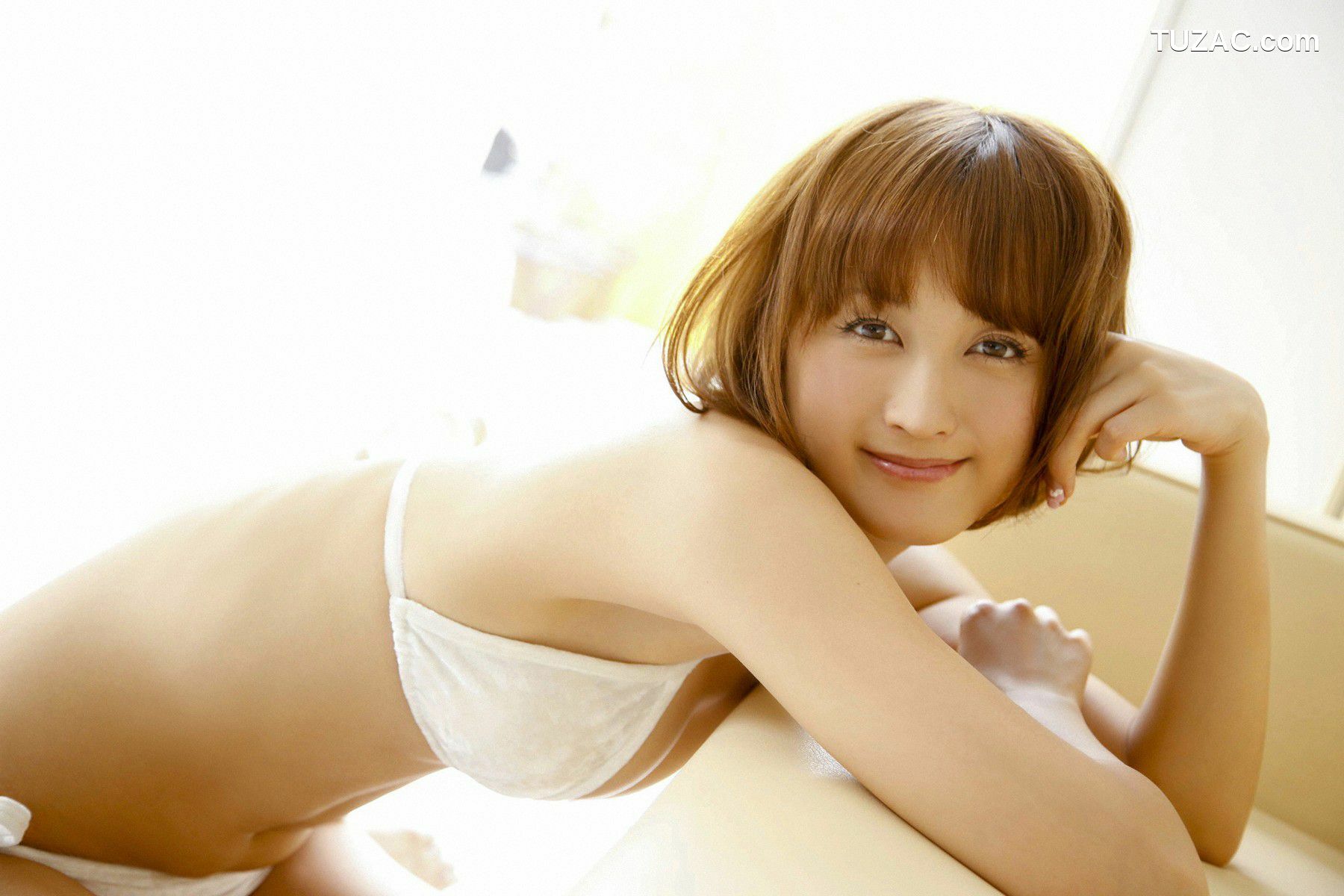 Wanibooks_ NO.77 Ayaka Komatsu 小松彩夏 写真集[189P]