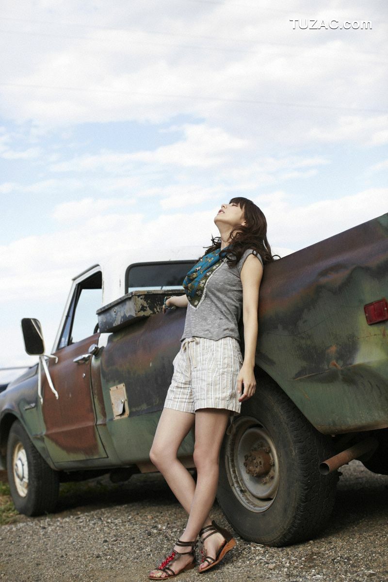 Wanibooks_ NO.82 Yumi Sugimoto 杉本有美 写真集[218P]