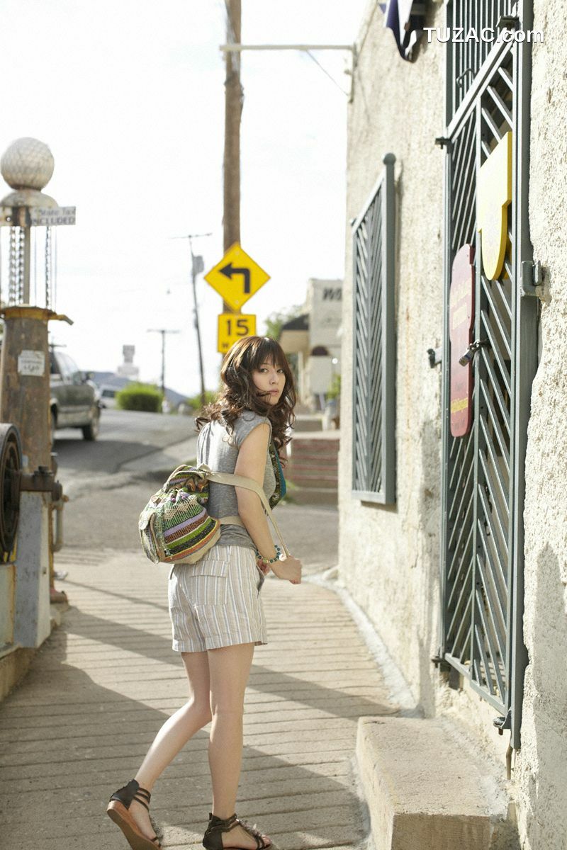 Wanibooks_ NO.82 Yumi Sugimoto 杉本有美 写真集[218P]