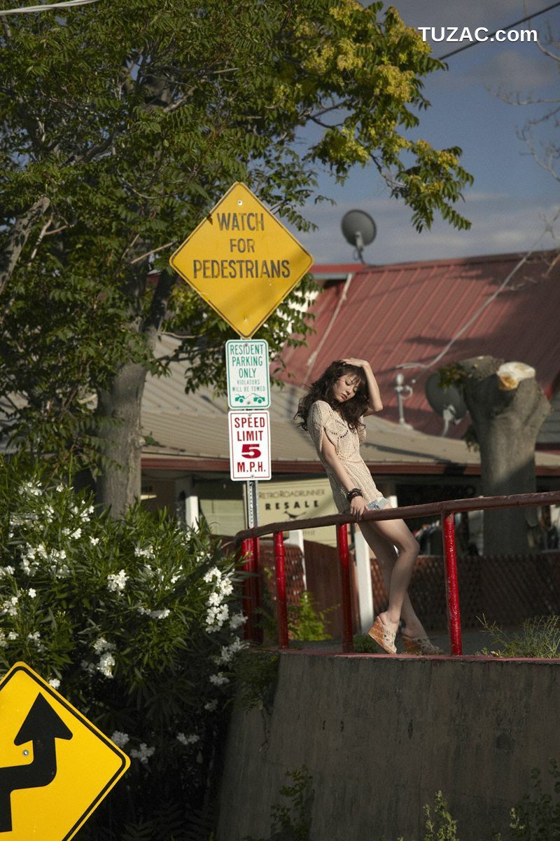 Wanibooks_ NO.82 Yumi Sugimoto 杉本有美 写真集[218P]