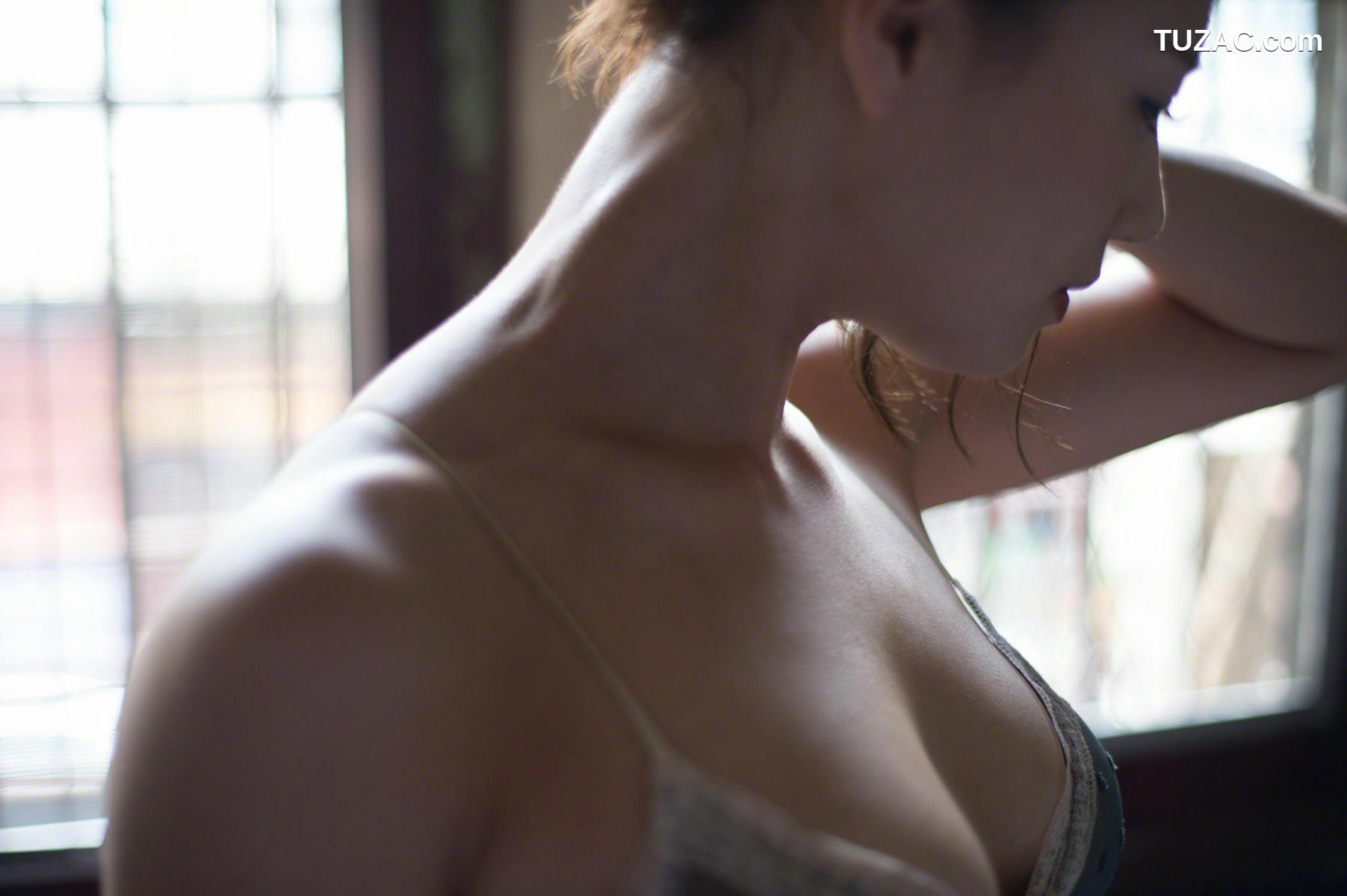 Wanibooks_高野人母美 Tomomi Takano #158 写真集[177P]