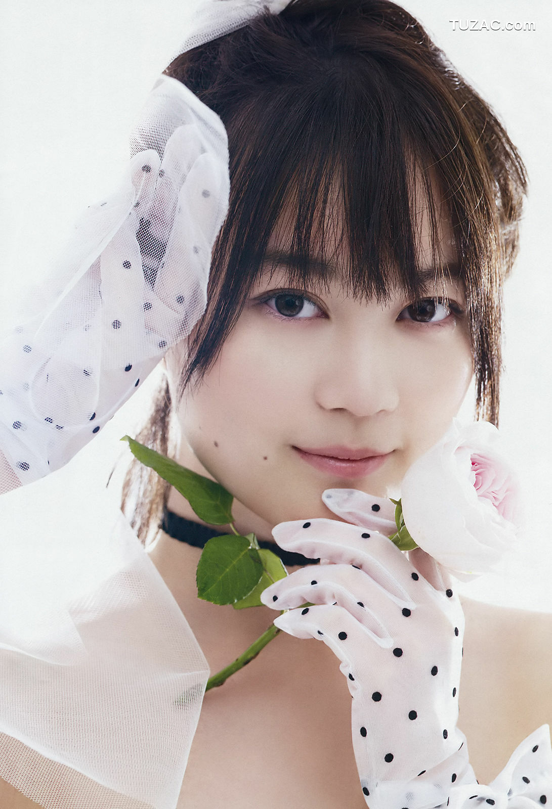 Weekly Big Comic Spirits杂志写真_ 生田絵梨花 Ikuta Erika 2018年No.21-22 写真杂志[13P]