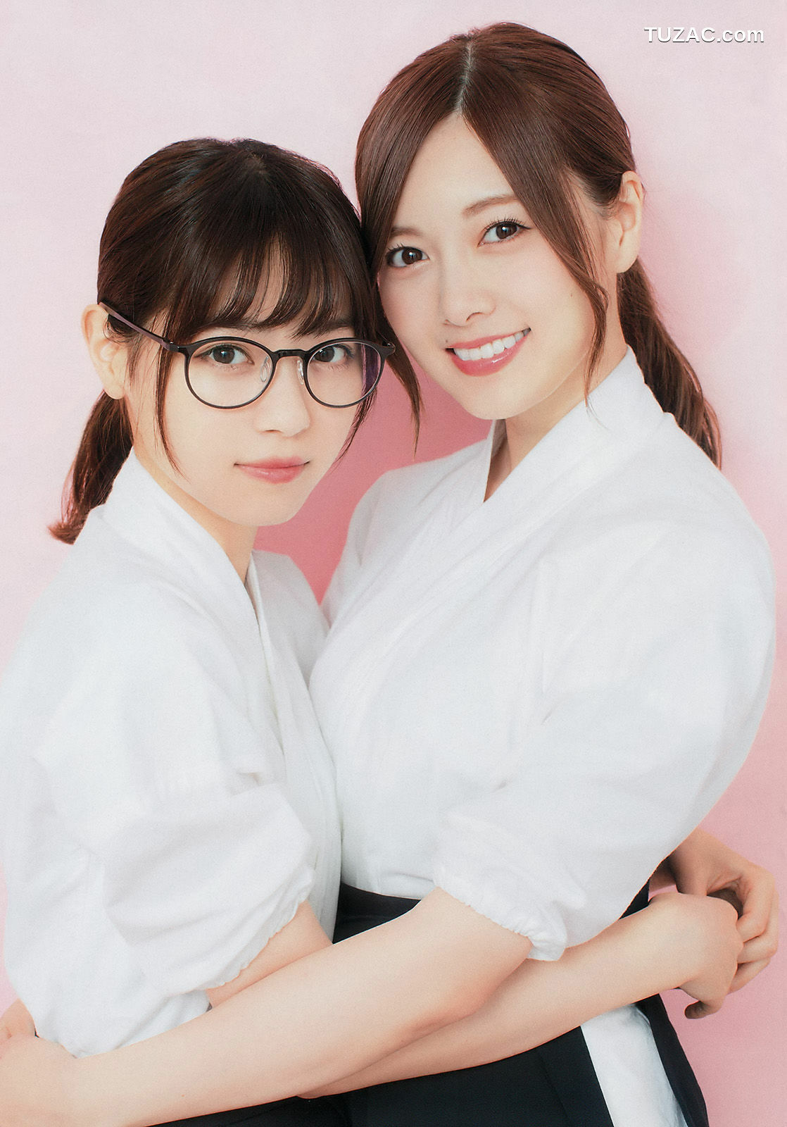 Weekly Big Comic Spirits杂志写真_ 西野七瀬 白石麻衣 2017年No.43 写真杂志[7P]