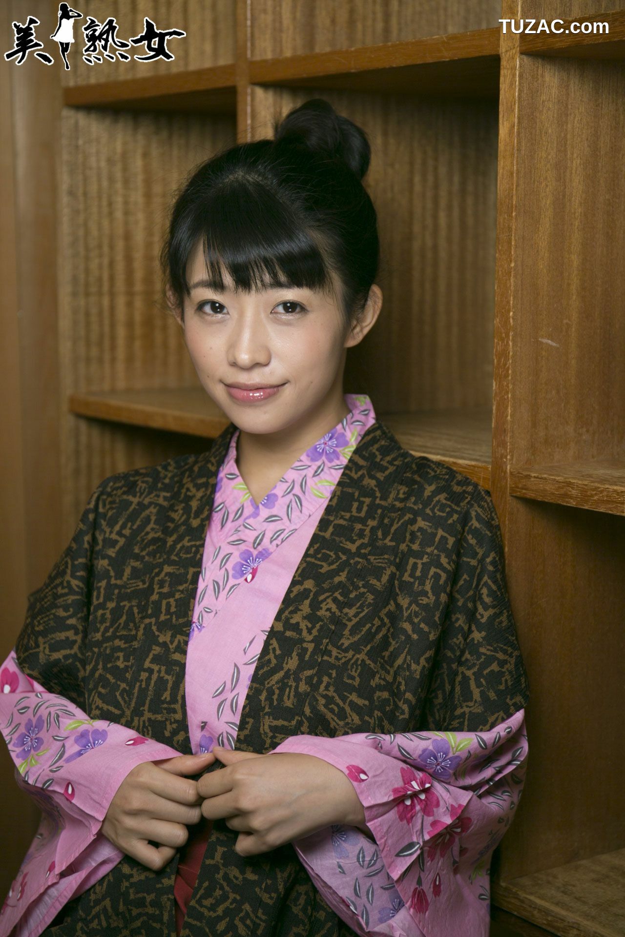 X-City_ [JUKUJO]人気熟女 jkj028 範田紗々/春山ちえり 写真集[50P]