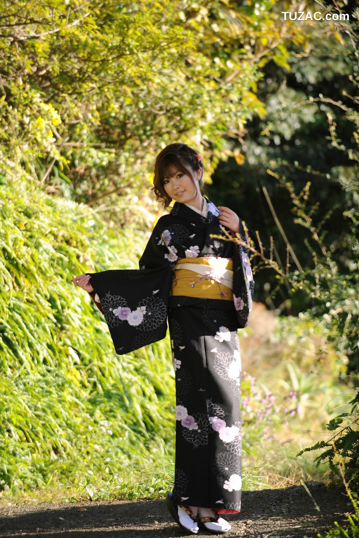 X-City_ KIMONO和テイスト 017 浜崎りお Rio Hamazaki 写真集[47P]