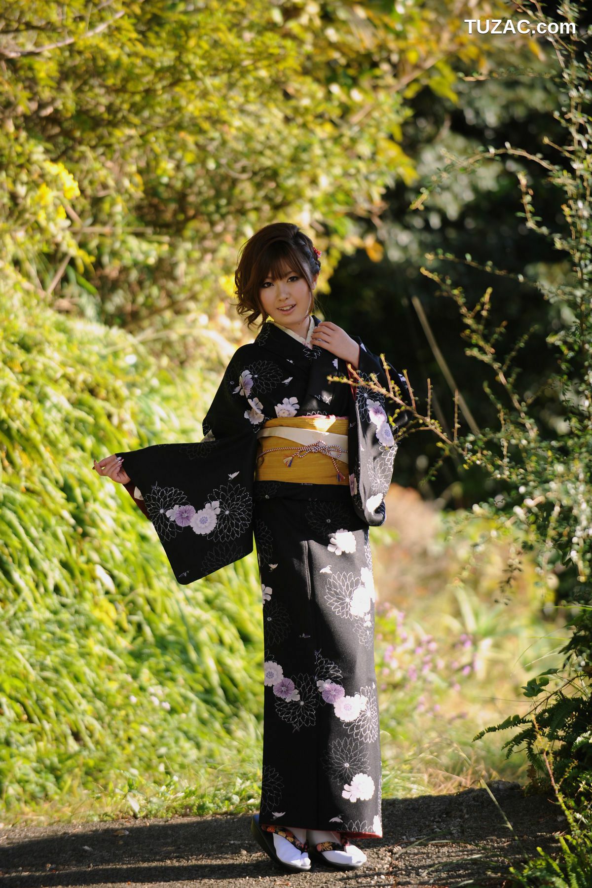 X-City_ KIMONO和テイスト 017 浜崎りお Rio Hamazaki 写真集[47P]