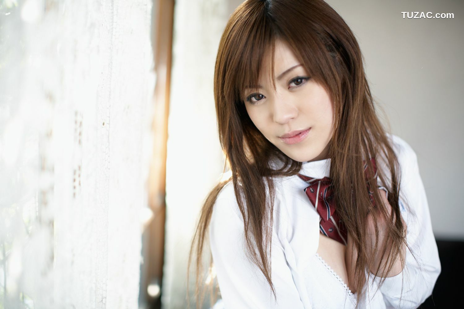 X-City_ WEB No.095 板垣あずさ《HAPPY SHINY》写真集[38P]