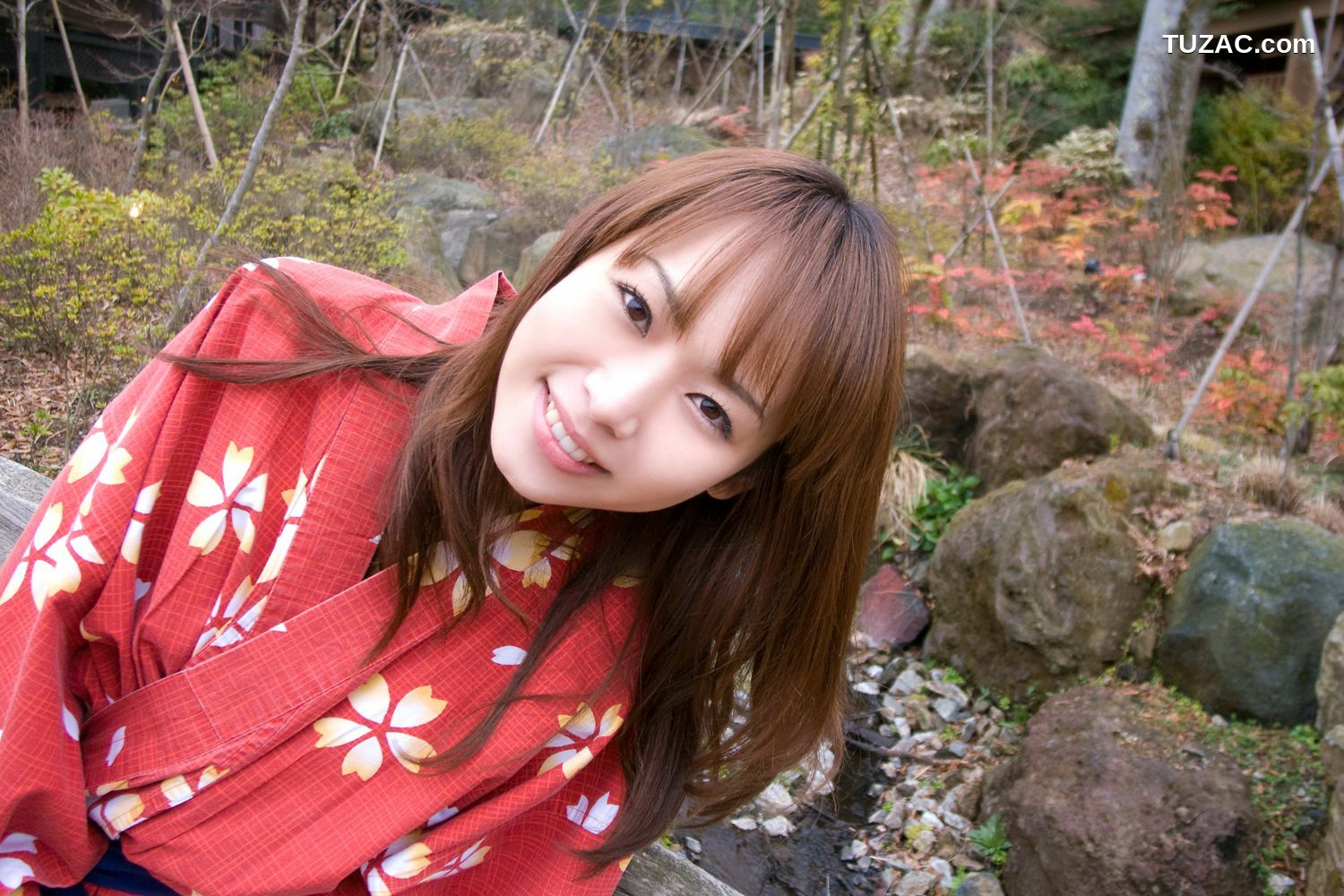 X-City_ WEB No.107 亜希菜《ひみつメモリー》 写真集[37P]