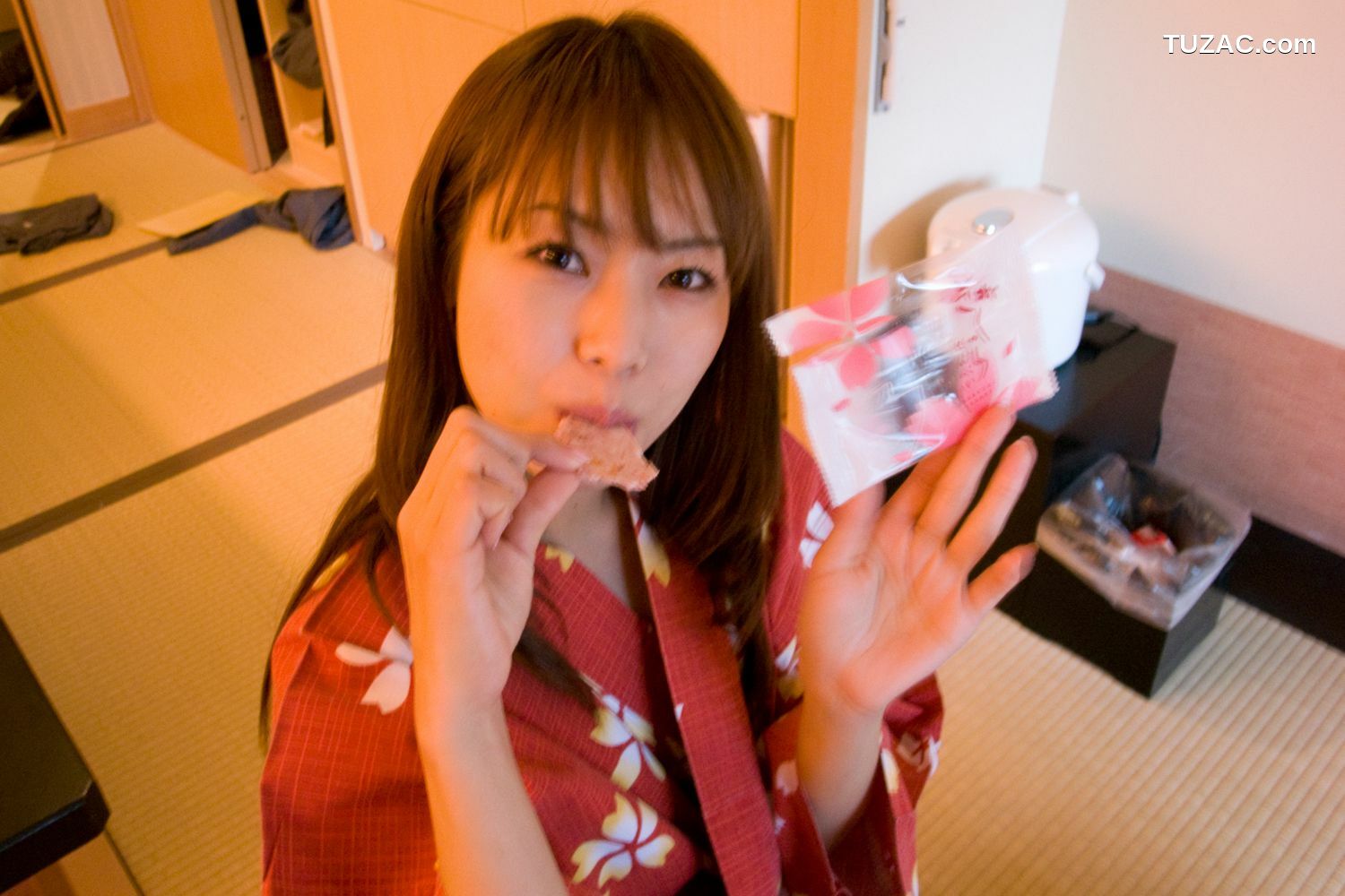 X-City_ WEB No.107 亜希菜《ひみつメモリー》 写真集[37P]