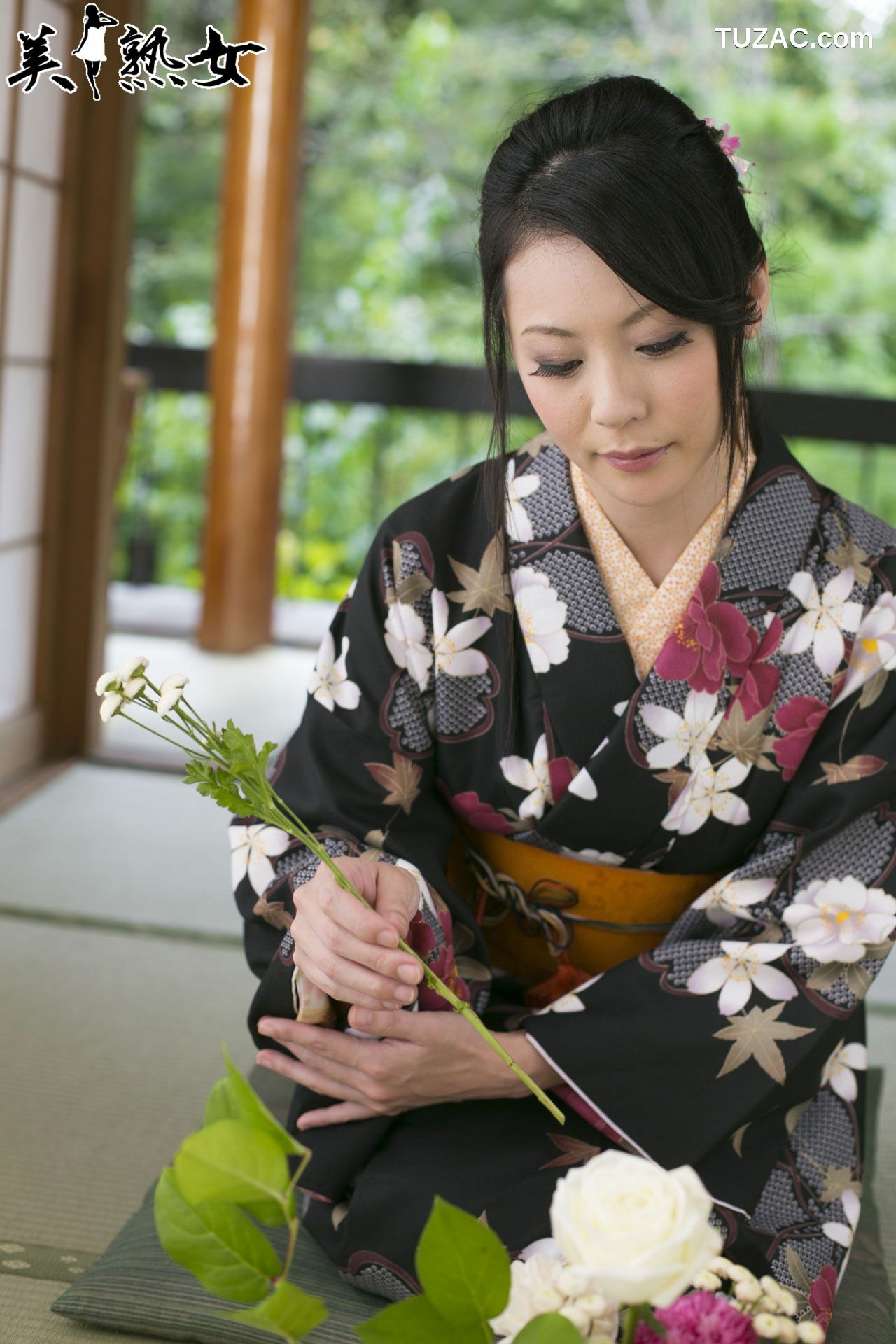 X-City_ 美熟女[JUKUJO] 愛田奈々/三津なつみ 写真集[70P]