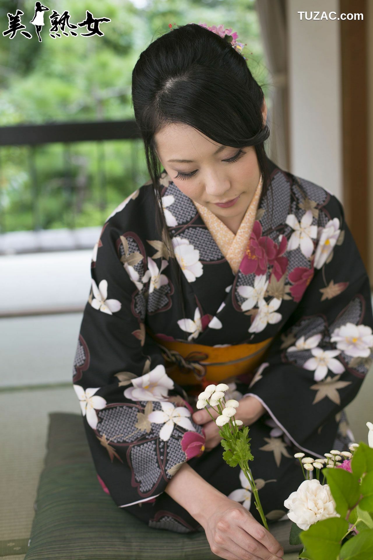 X-City_ 美熟女[JUKUJO] 愛田奈々/三津なつみ 写真集[70P]