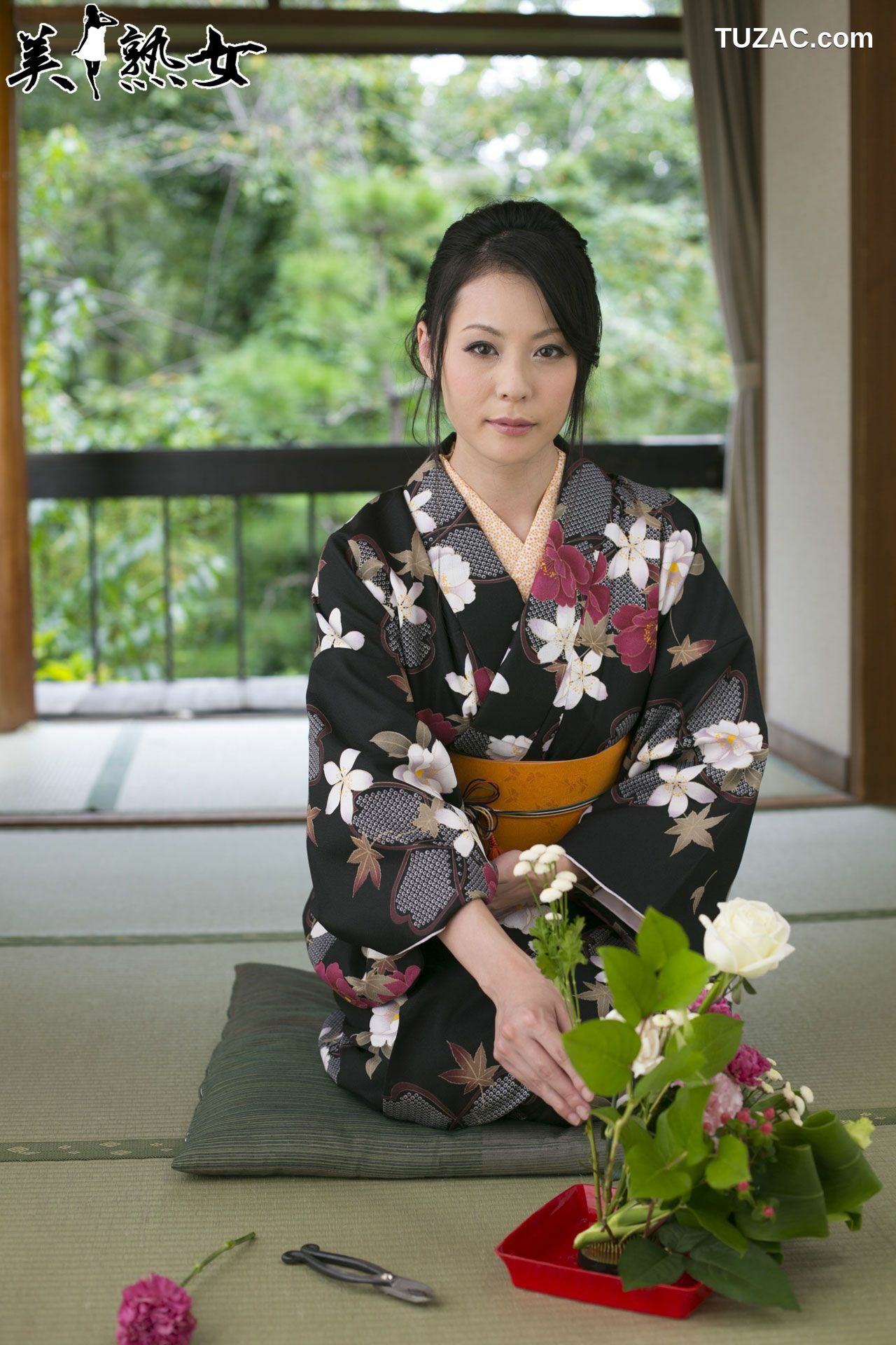 X-City_ 美熟女[JUKUJO] 愛田奈々/三津なつみ 写真集[70P]