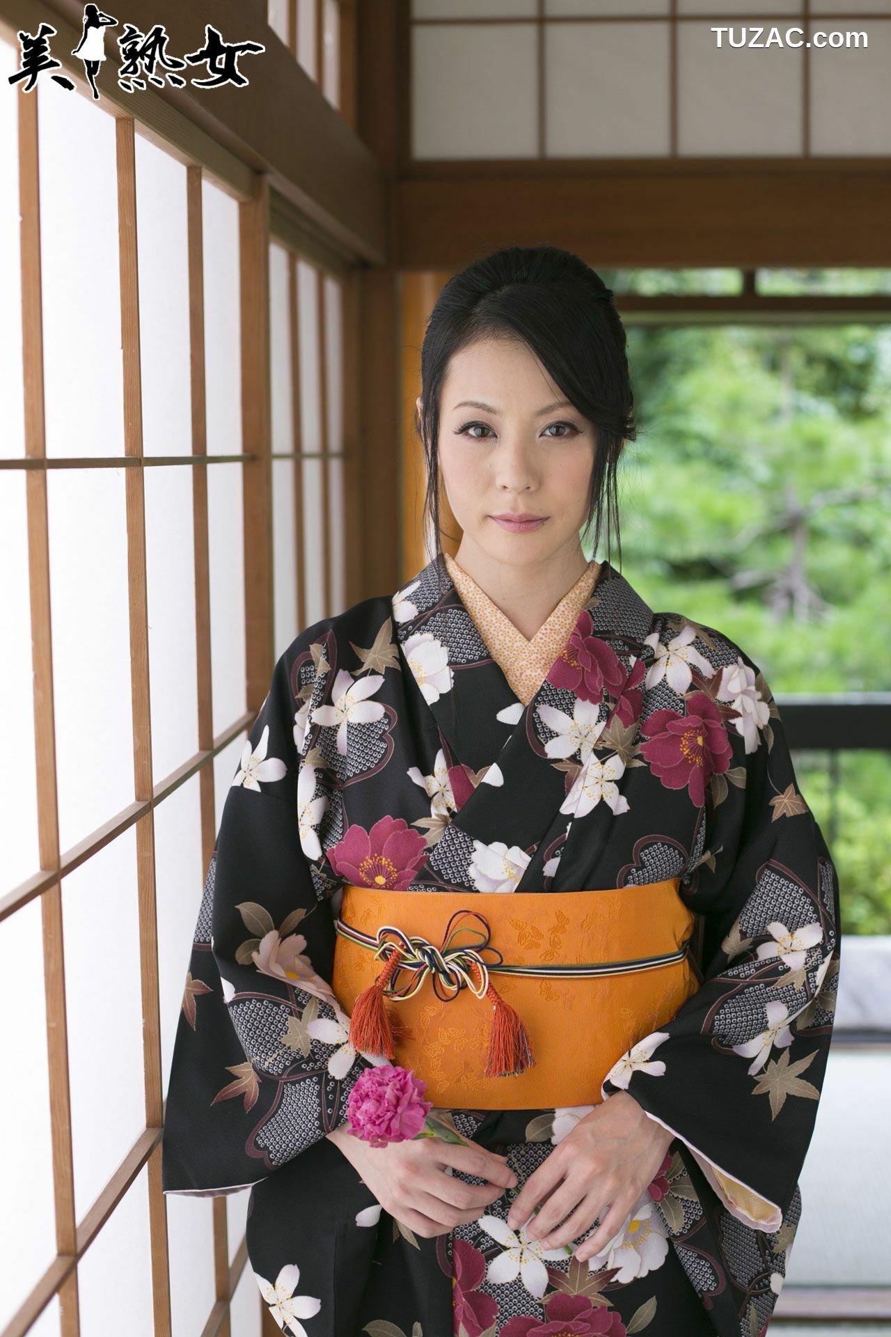 X-City_ 美熟女[JUKUJO] 愛田奈々/三津なつみ 写真集[70P]