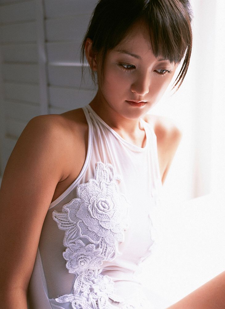 YS Web_ Vol.190 Ayaka Komatsu 小松彩夏 写真集[56P]
