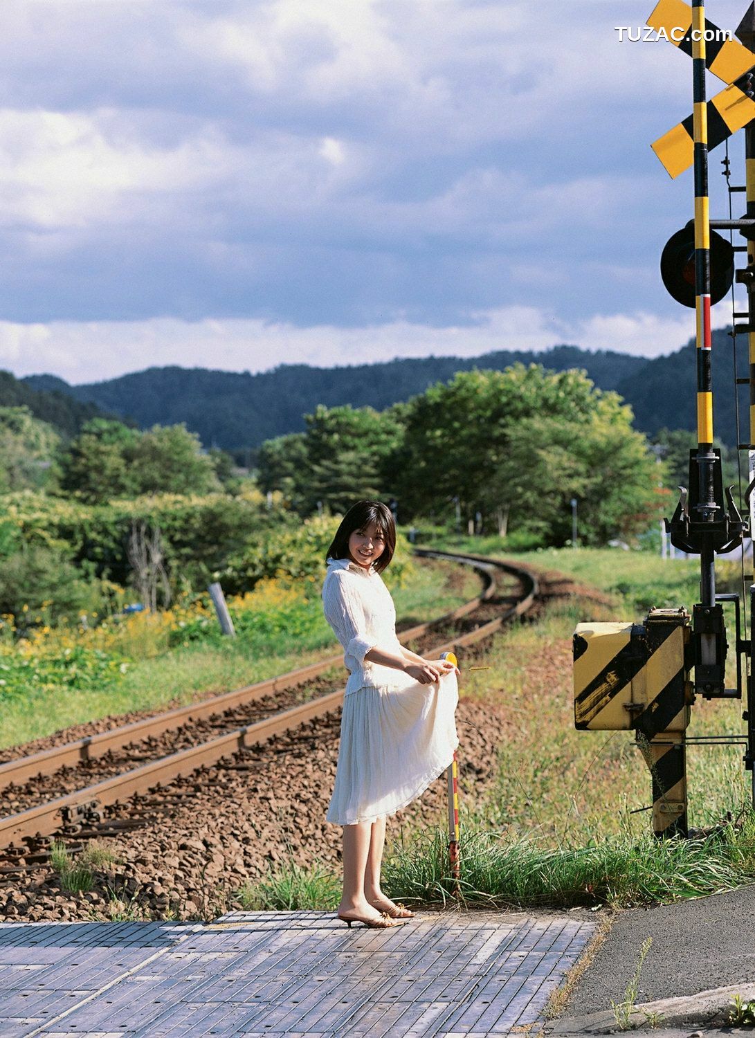 YS Web_ Vol.228 Yuka Hirata 平田裕香 写真集[40P]