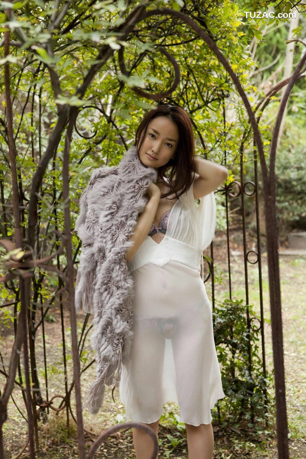 YS Web_ Vol.295 Natsuko Nagaike 永池南津子 写真集[105P]