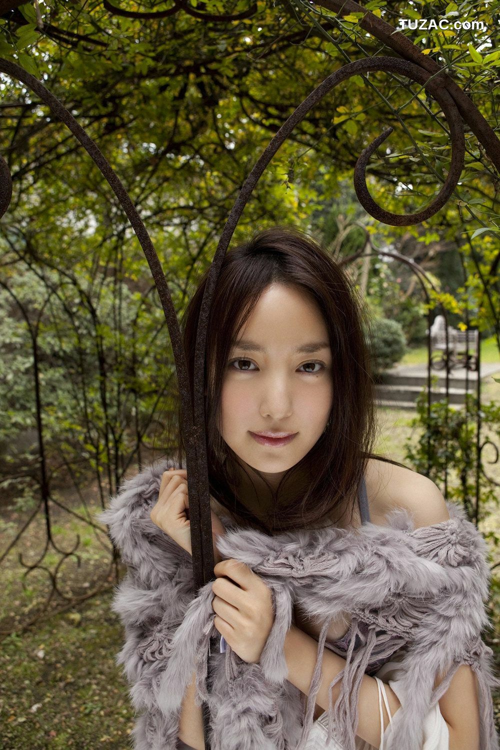 YS Web_ Vol.295 Natsuko Nagaike 永池南津子 写真集[105P]
