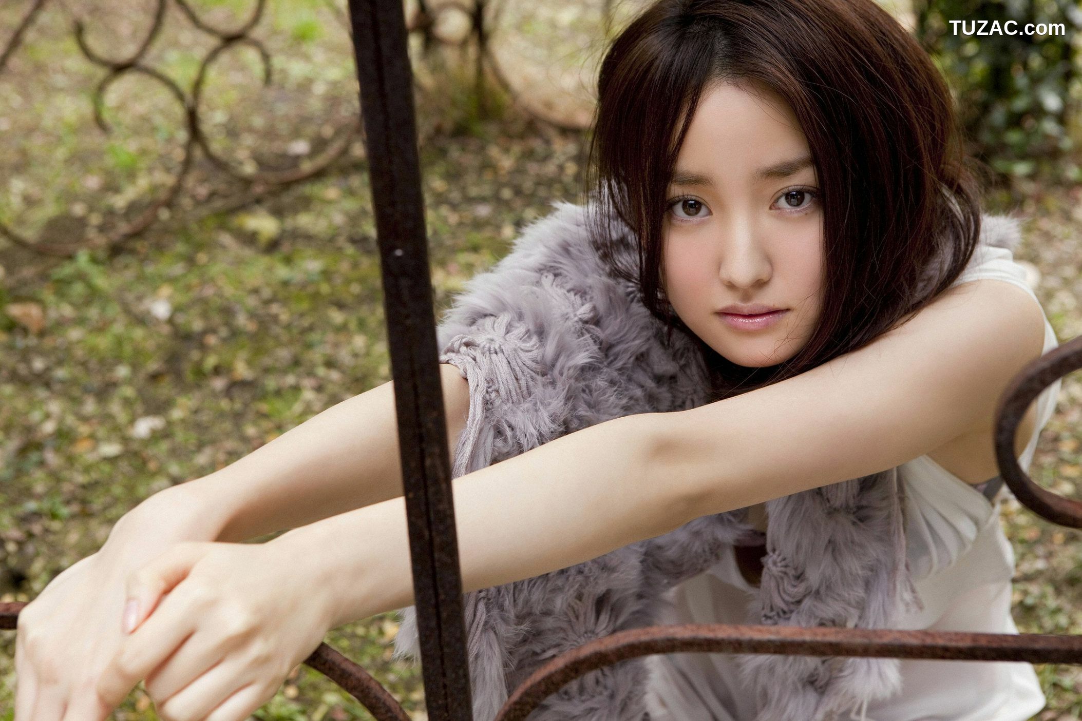 YS Web_ Vol.295 Natsuko Nagaike 永池南津子 写真集[105P]