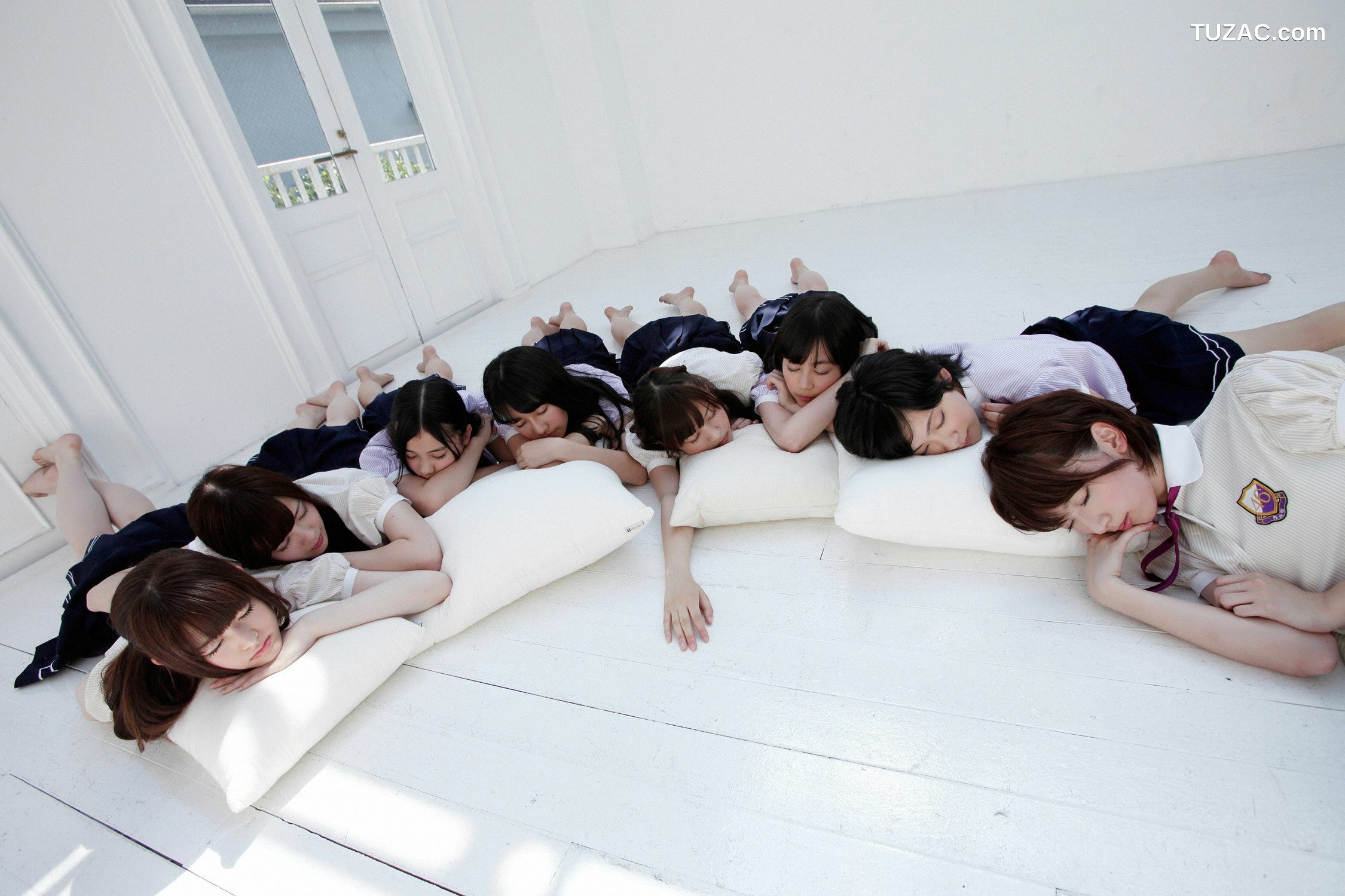 YS Web_ Vol.521 乃木阪46《走れ!ライバル》写真集[94P]