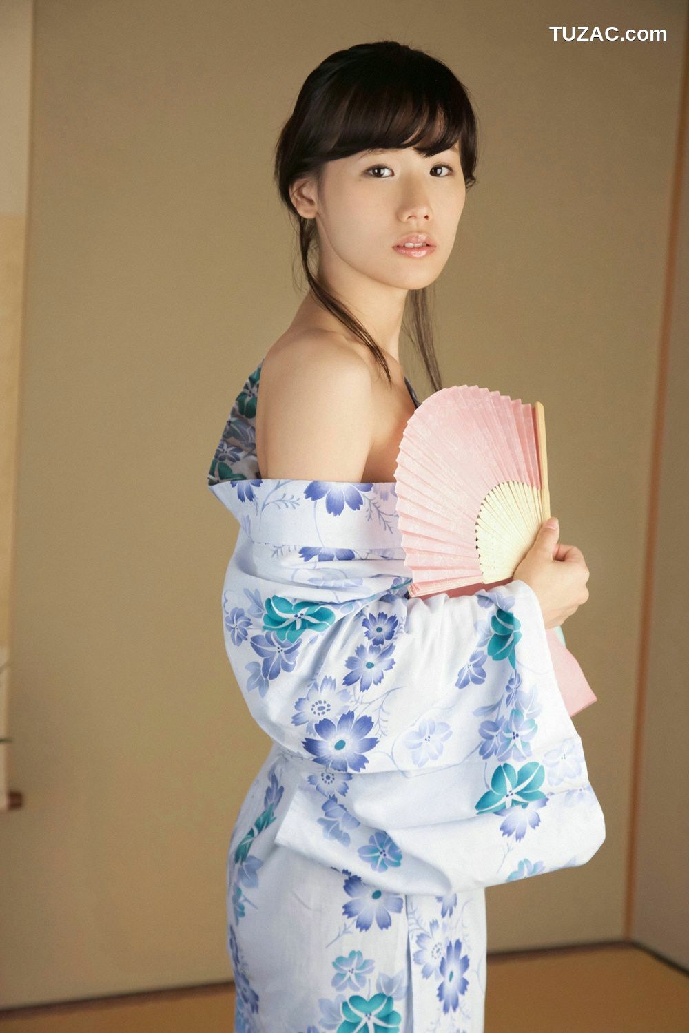 YS Web_ Vol.595 Yuzuki Akiyama 秋山ゆずき 写真集[86P]