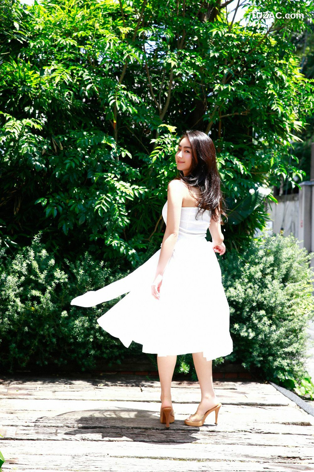 YS Web_ Vol.710 Yuna Taira 平祐奈 写真集[90P]