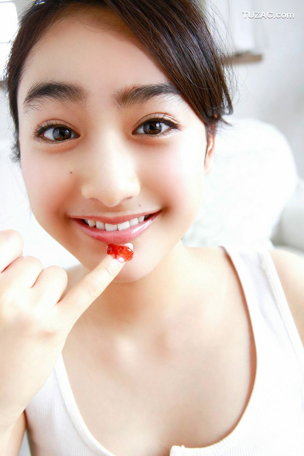 YS Web_ Vol.710 Yuna Taira 平祐奈 写真集[90P]