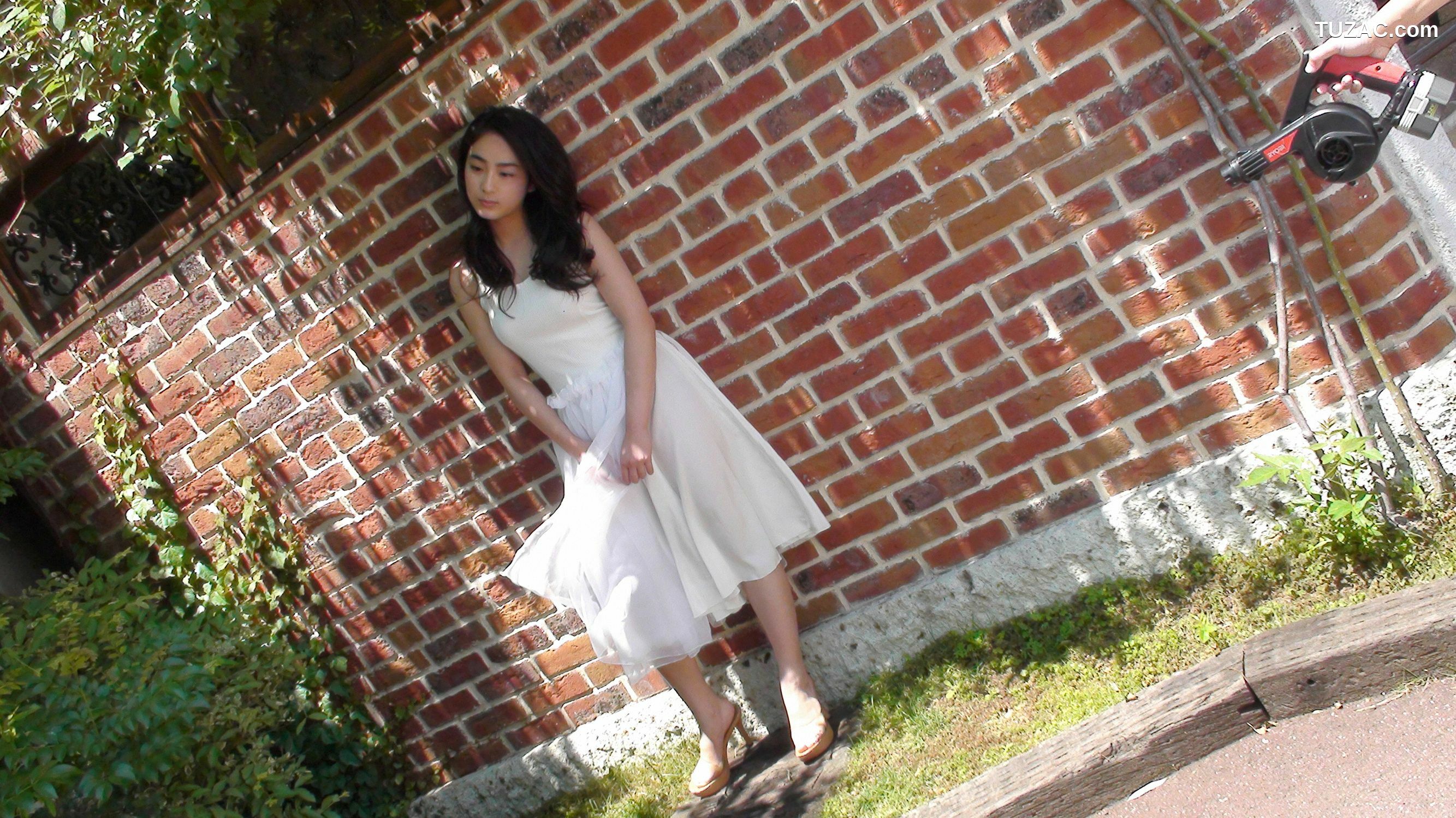 YS Web_ Vol.710 Yuna Taira 平祐奈 写真集[90P]