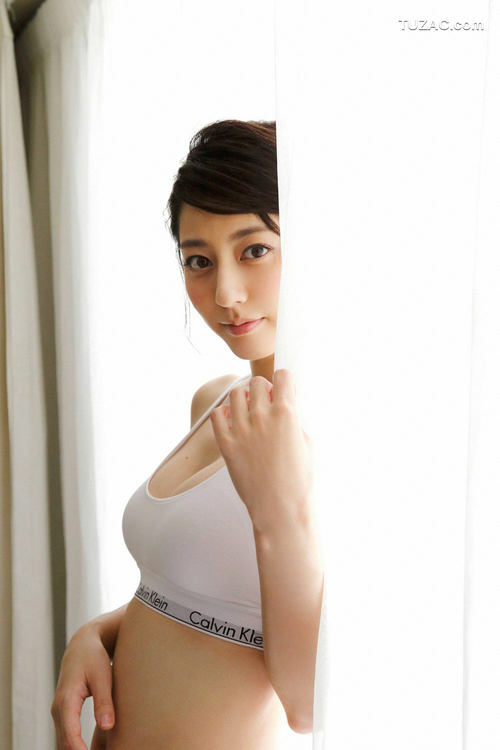 YS Web_ Vol.735 Yumi Sugimoto 杉本有美 写真集[100P]