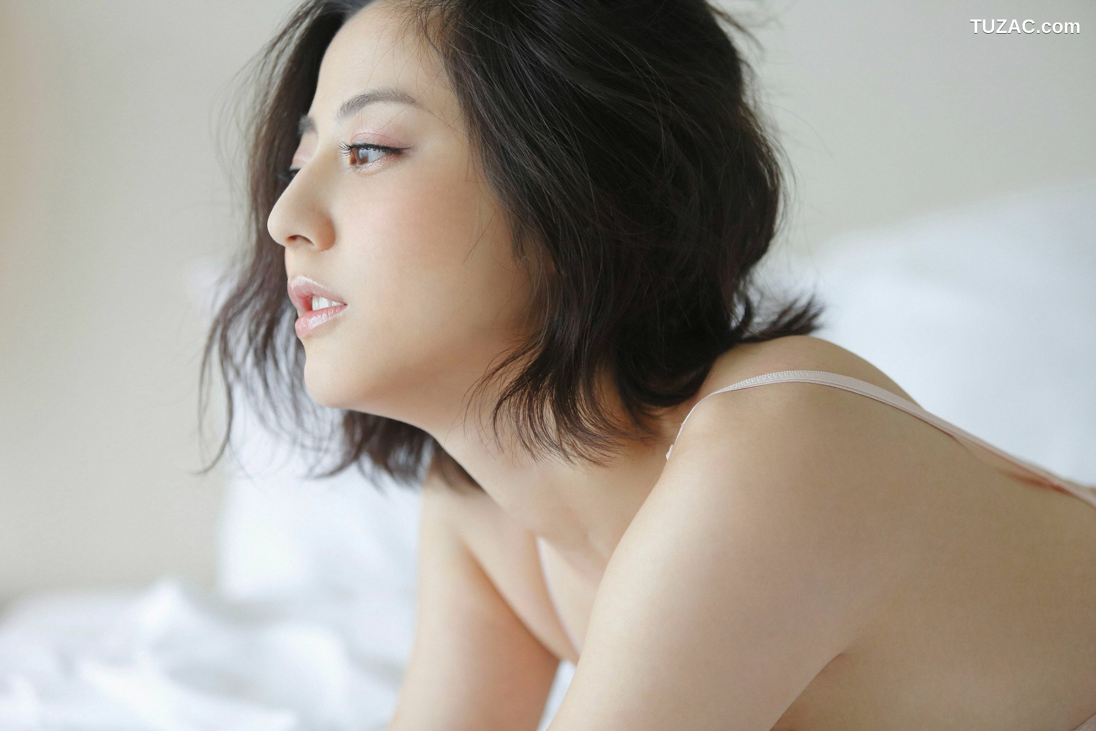 YS Web_ Vol.735 Yumi Sugimoto 杉本有美 写真集[100P]