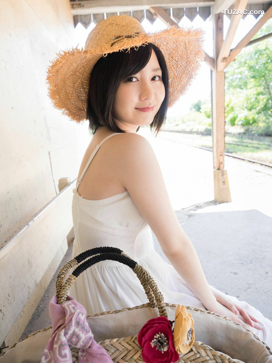 YS Web_ Vol.736 Karen Iwata 岩田華怜 写真集[96P]