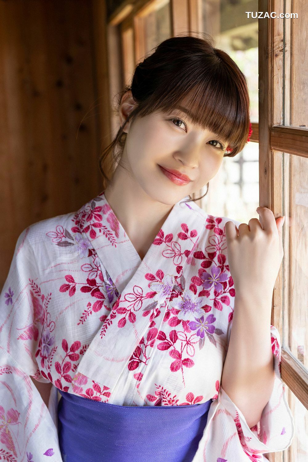 YS Web_ Vol.852 岸明日香 『灼熱のGカップグラドル！』 [80P]
