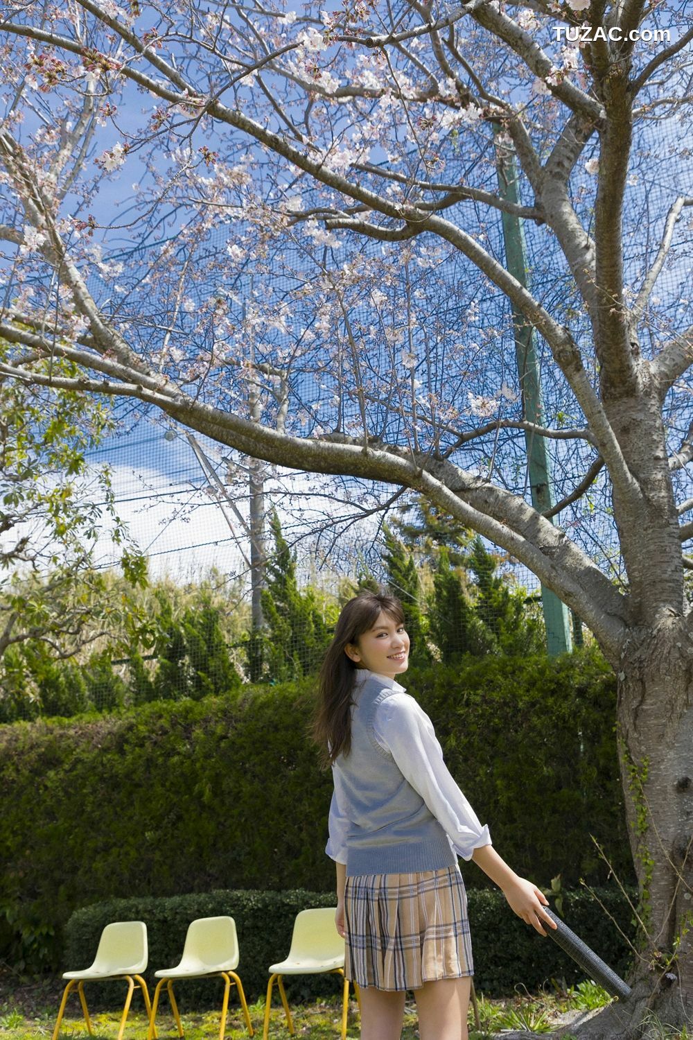 YS Web_Hikumi Hisamatsu 久松郁実 Vol.804 写真集[67P]