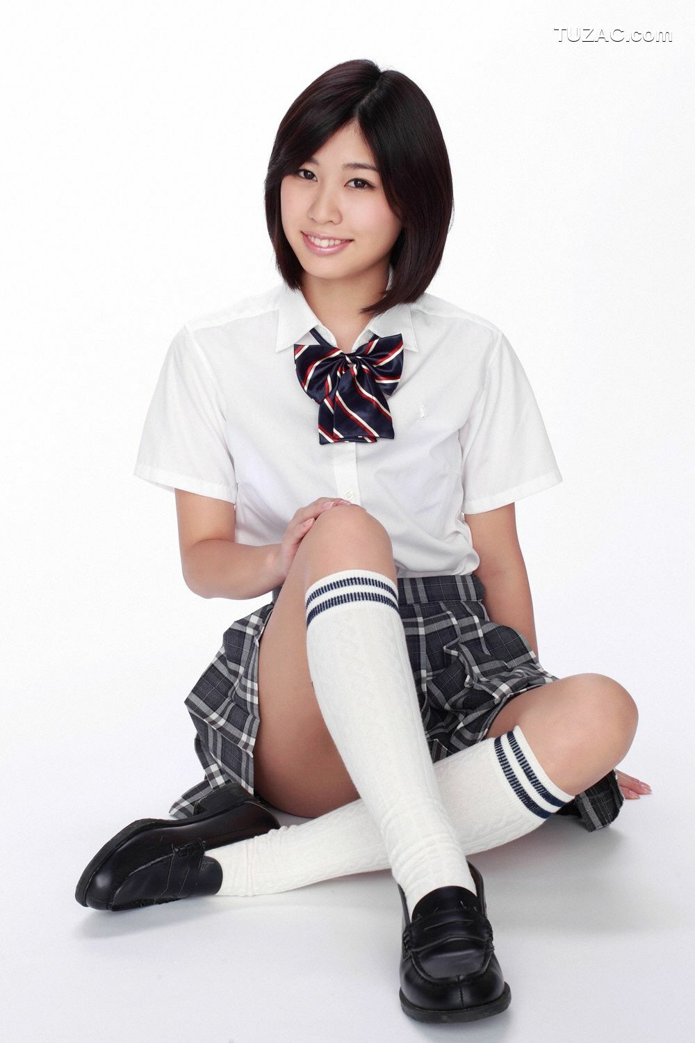 YS Web_Kinatsu Kuraoka 倉岡生夏《Eカップの、にゅ》写真集 Vol.391[45P]