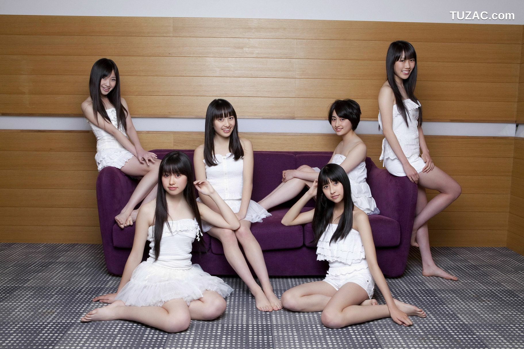 YS Web_Momoiro Clover 桃色幸运草Z ももいろクローバーZ《PEACH&times;6》写真集 Vol.402[96P]