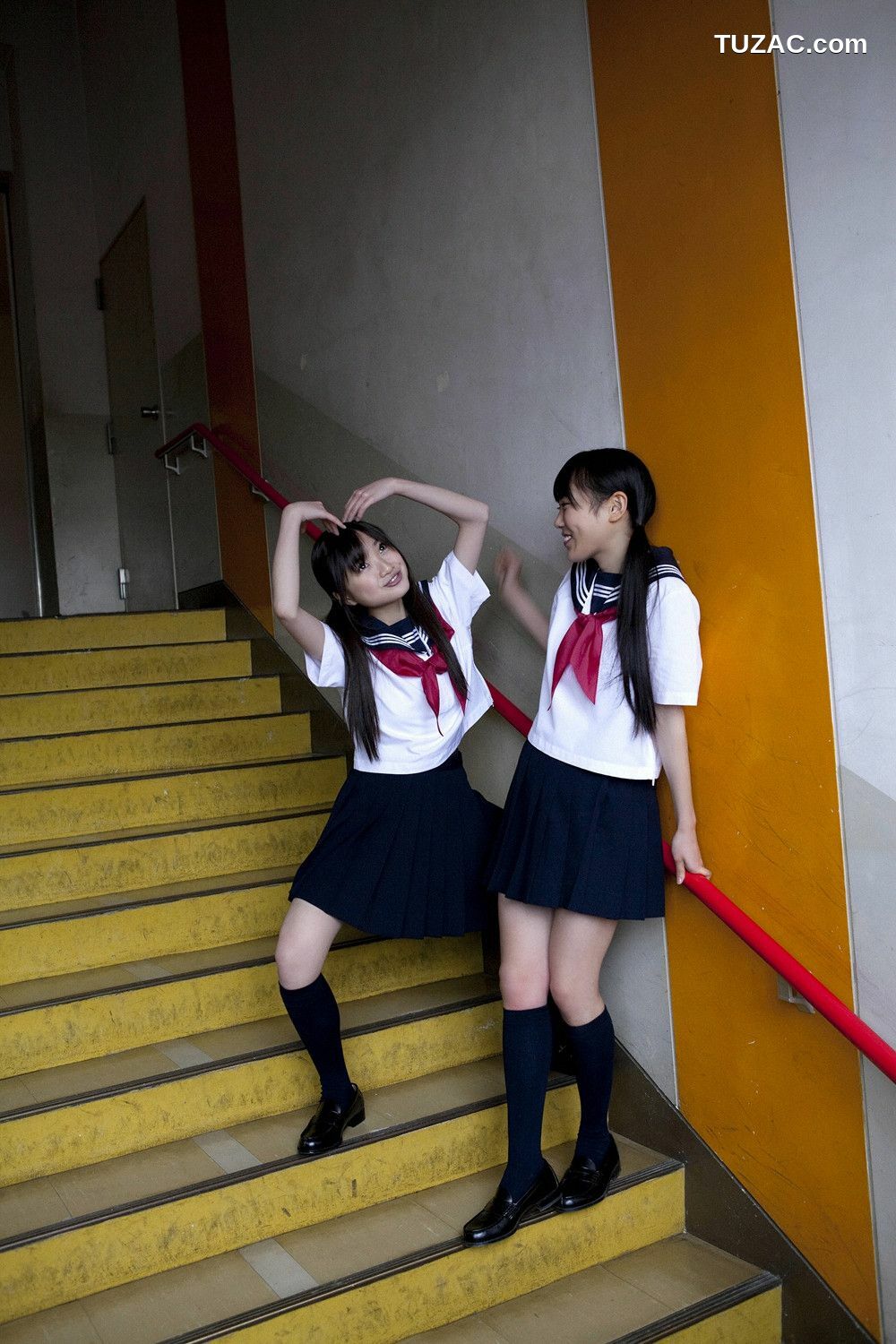 YS Web_Momoiro Clover 桃色幸运草Z ももいろクローバーZ《PEACH&times;6》写真集 Vol.402[96P]