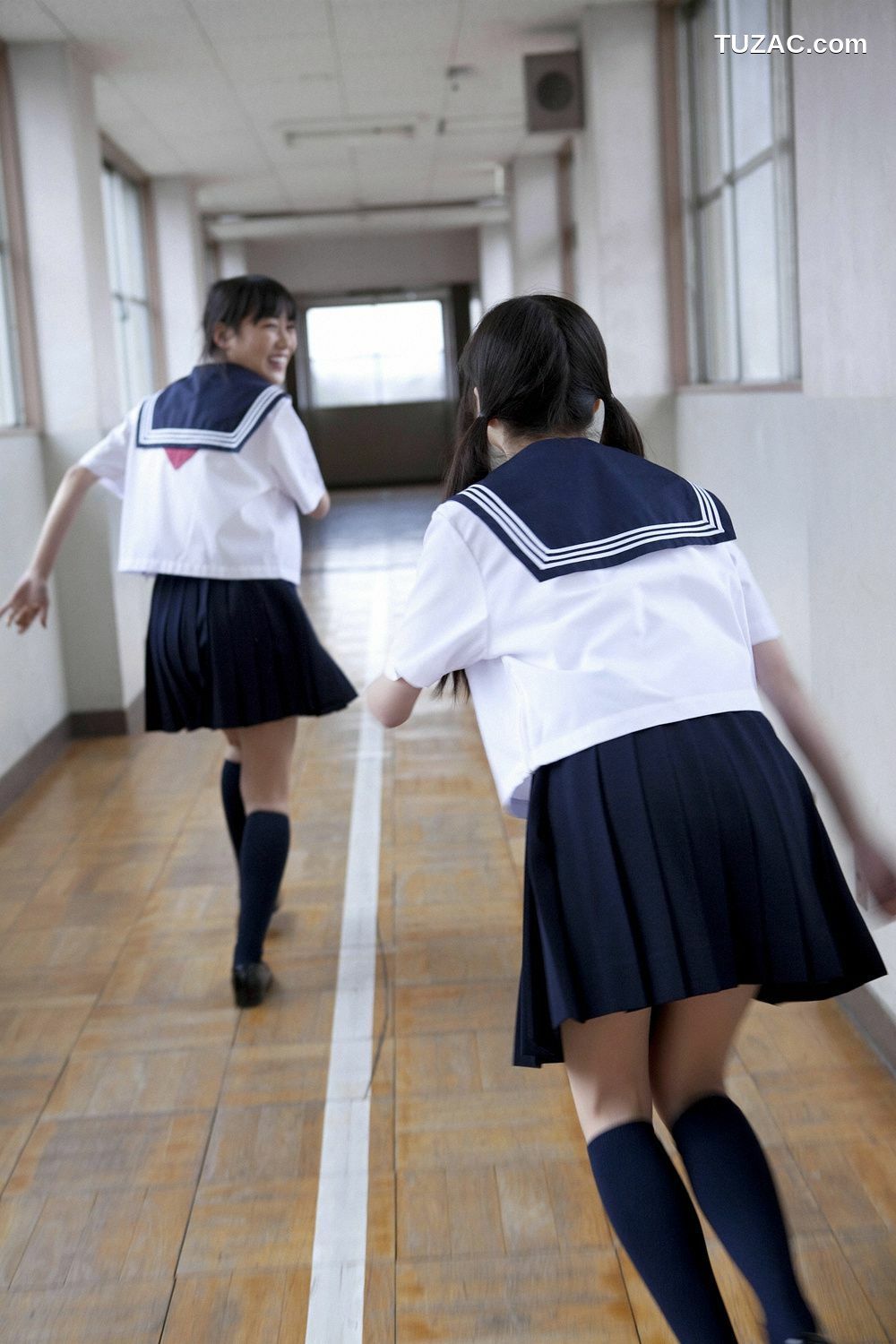 YS Web_Momoiro Clover 桃色幸运草Z ももいろクローバーZ《PEACH&times;6》写真集 Vol.402[96P]