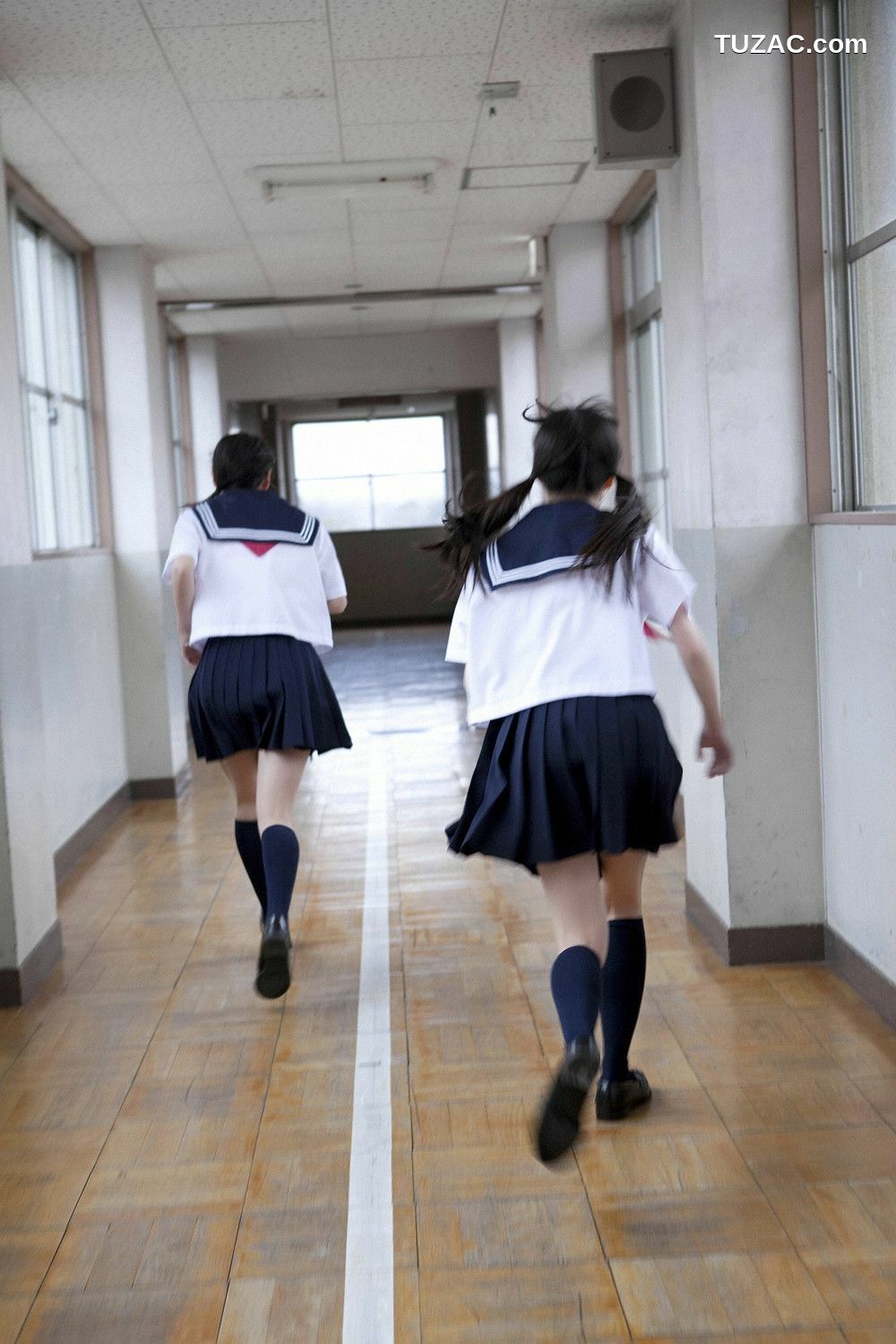 YS Web_Momoiro Clover 桃色幸运草Z ももいろクローバーZ《PEACH&times;6》写真集 Vol.402[96P]
