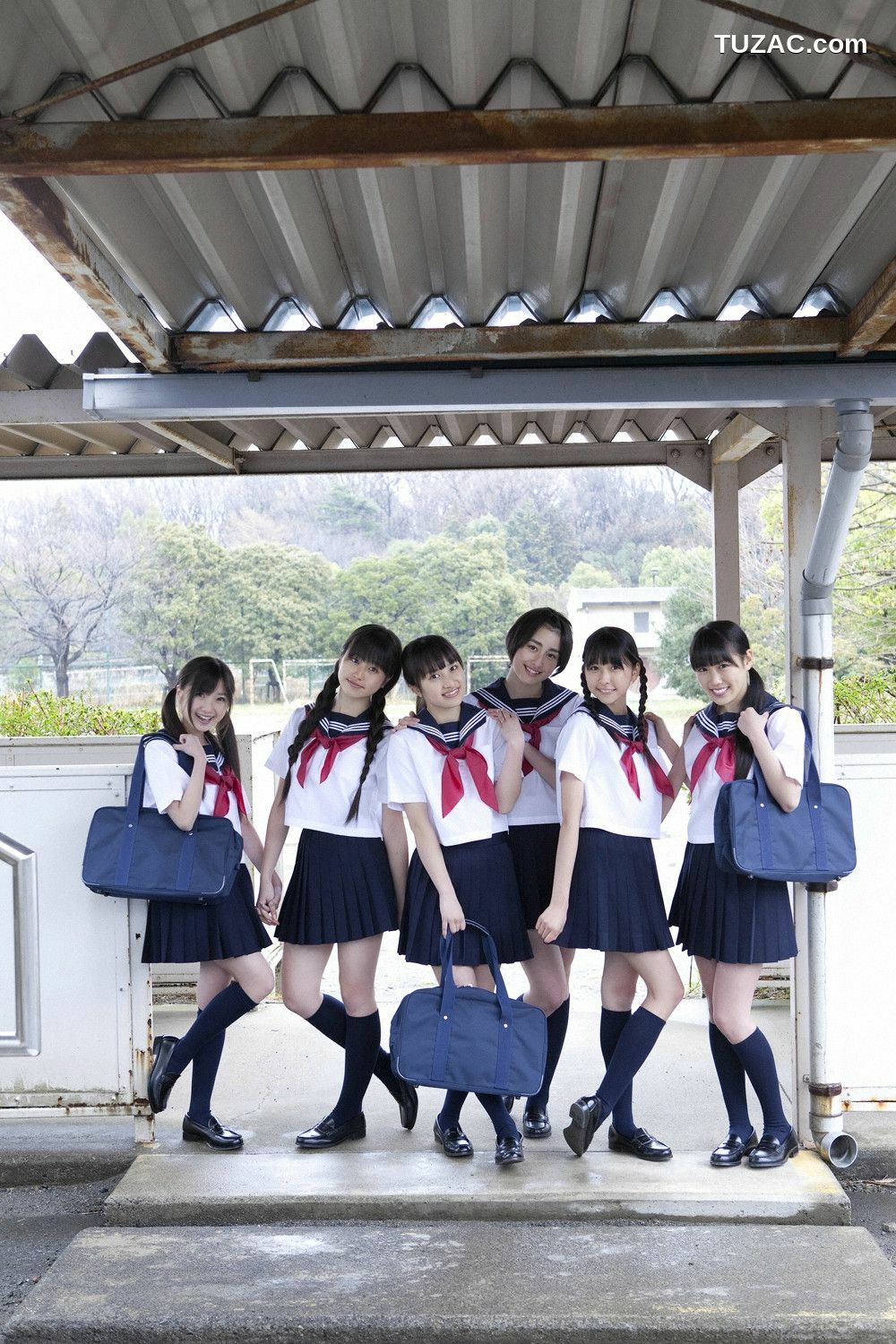 YS Web_Momoiro Clover 桃色幸运草Z ももいろクローバーZ《PEACH&times;6》写真集 Vol.402[96P]