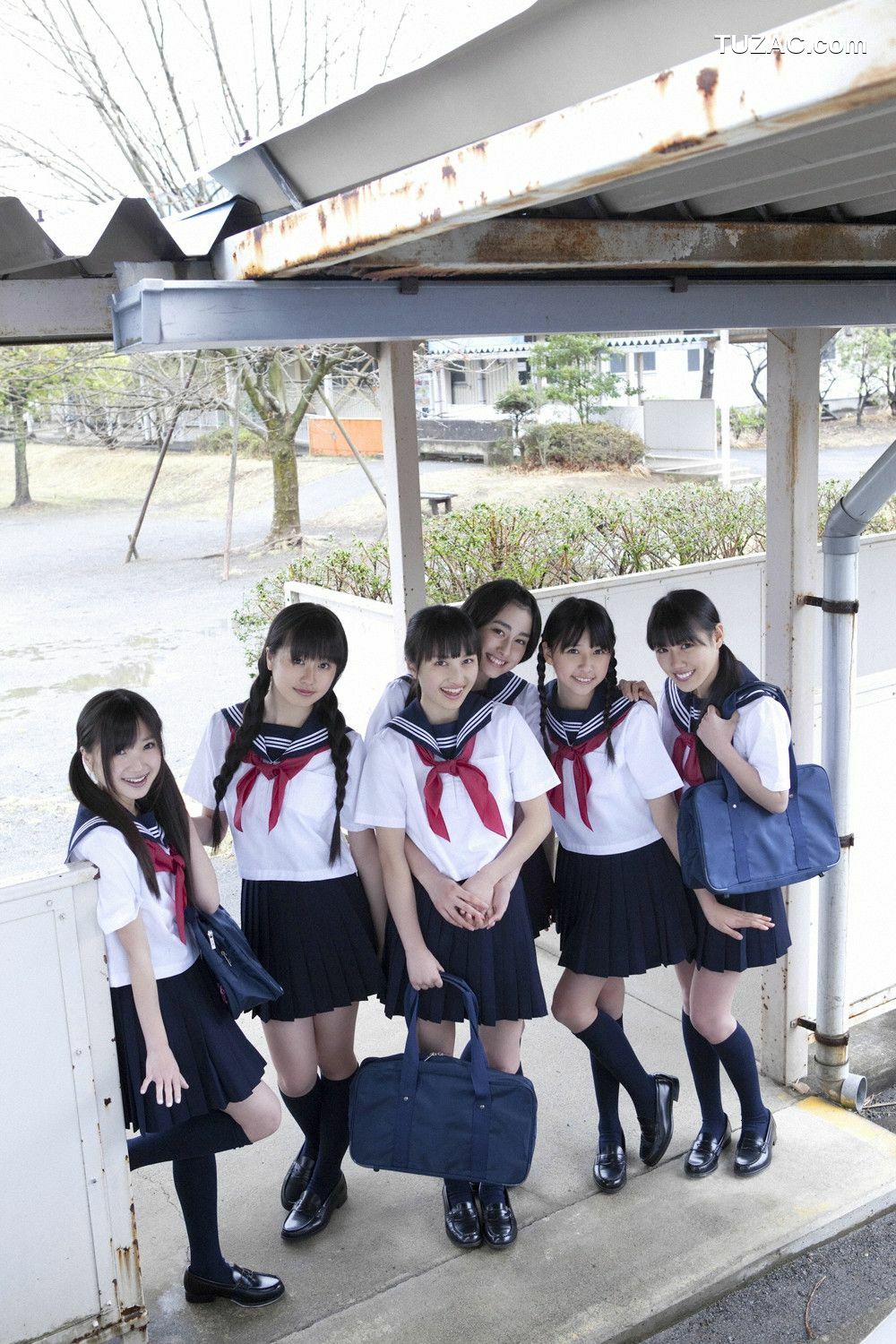 YS Web_Momoiro Clover 桃色幸运草Z ももいろクローバーZ《PEACH&times;6》写真集 Vol.402[96P]