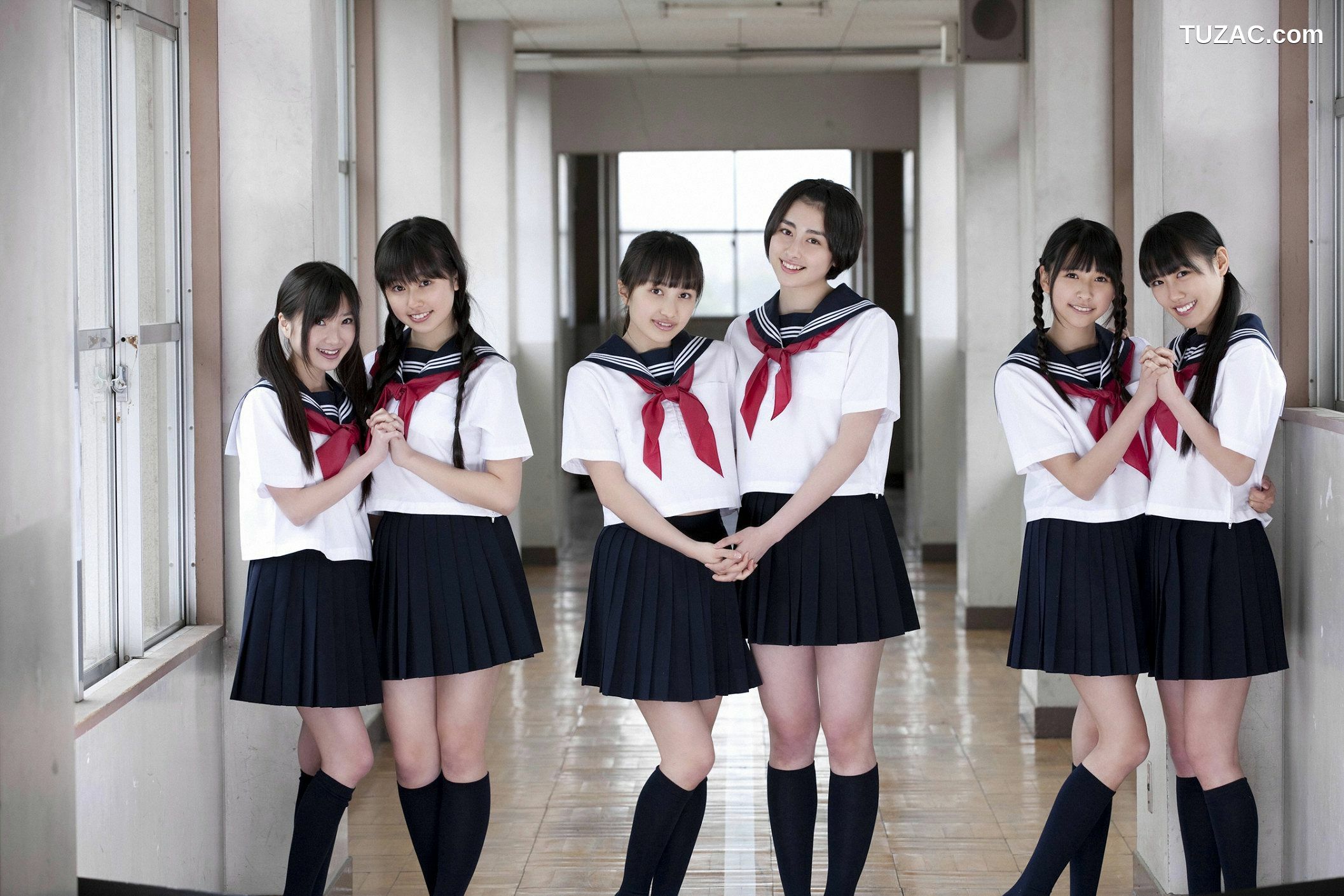 YS Web_Momoiro Clover 桃色幸运草Z ももいろクローバーZ《PEACH&times;6》写真集 Vol.402[96P]