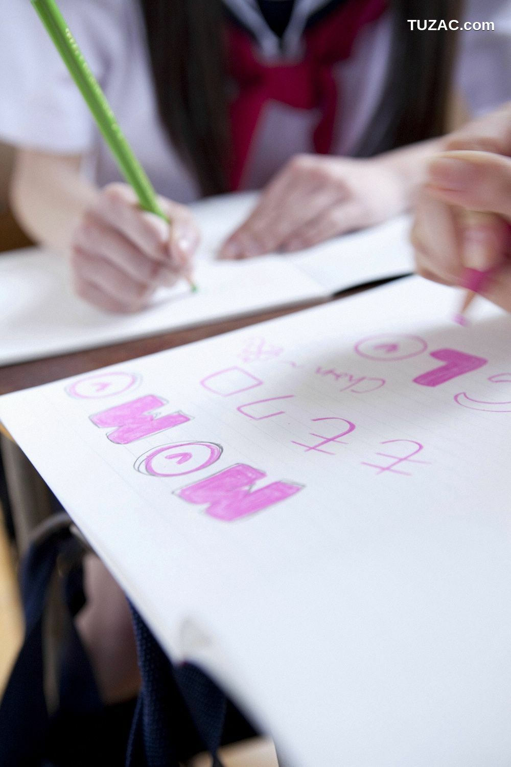 YS Web_Momoiro Clover 桃色幸运草Z ももいろクローバーZ《PEACH&times;6》写真集 Vol.402[96P]