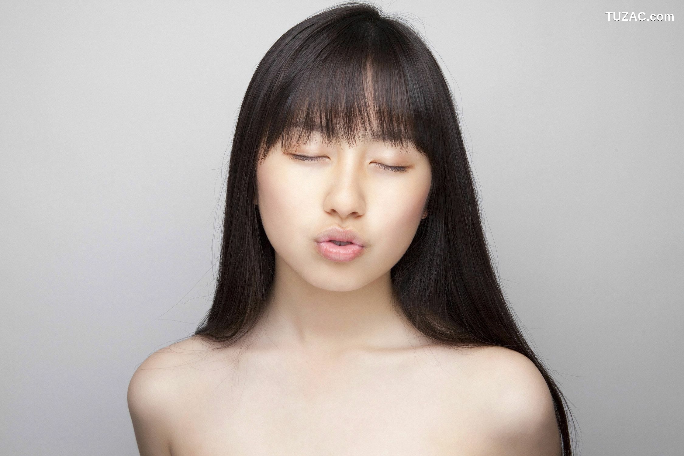 YS Web_Momoiro Clover 桃色幸运草Z ももいろクローバーZ《PEACH&times;6》写真集 Vol.402[96P]