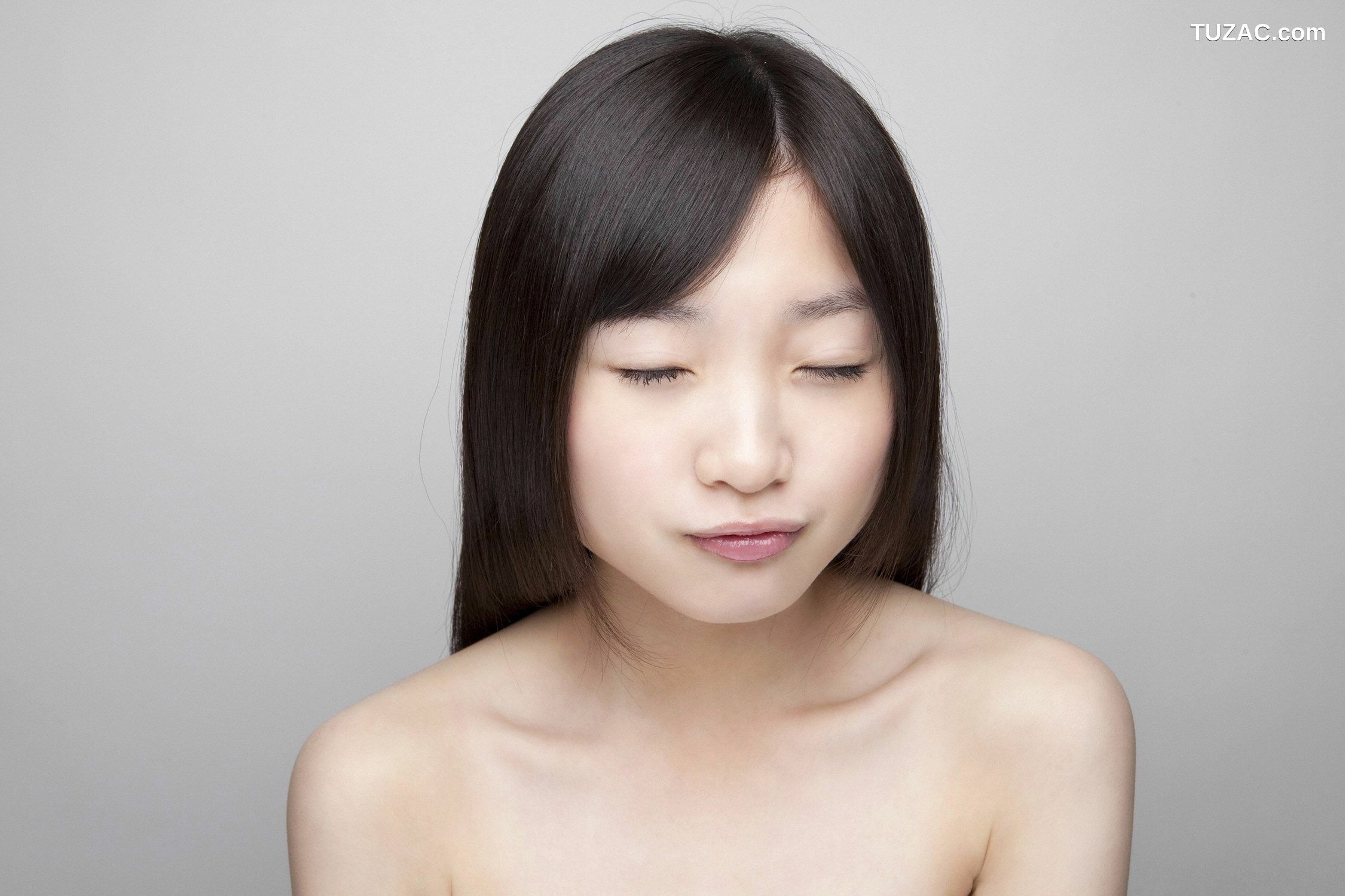 YS Web_Momoiro Clover 桃色幸运草Z ももいろクローバーZ《PEACH&times;6》写真集 Vol.402[96P]