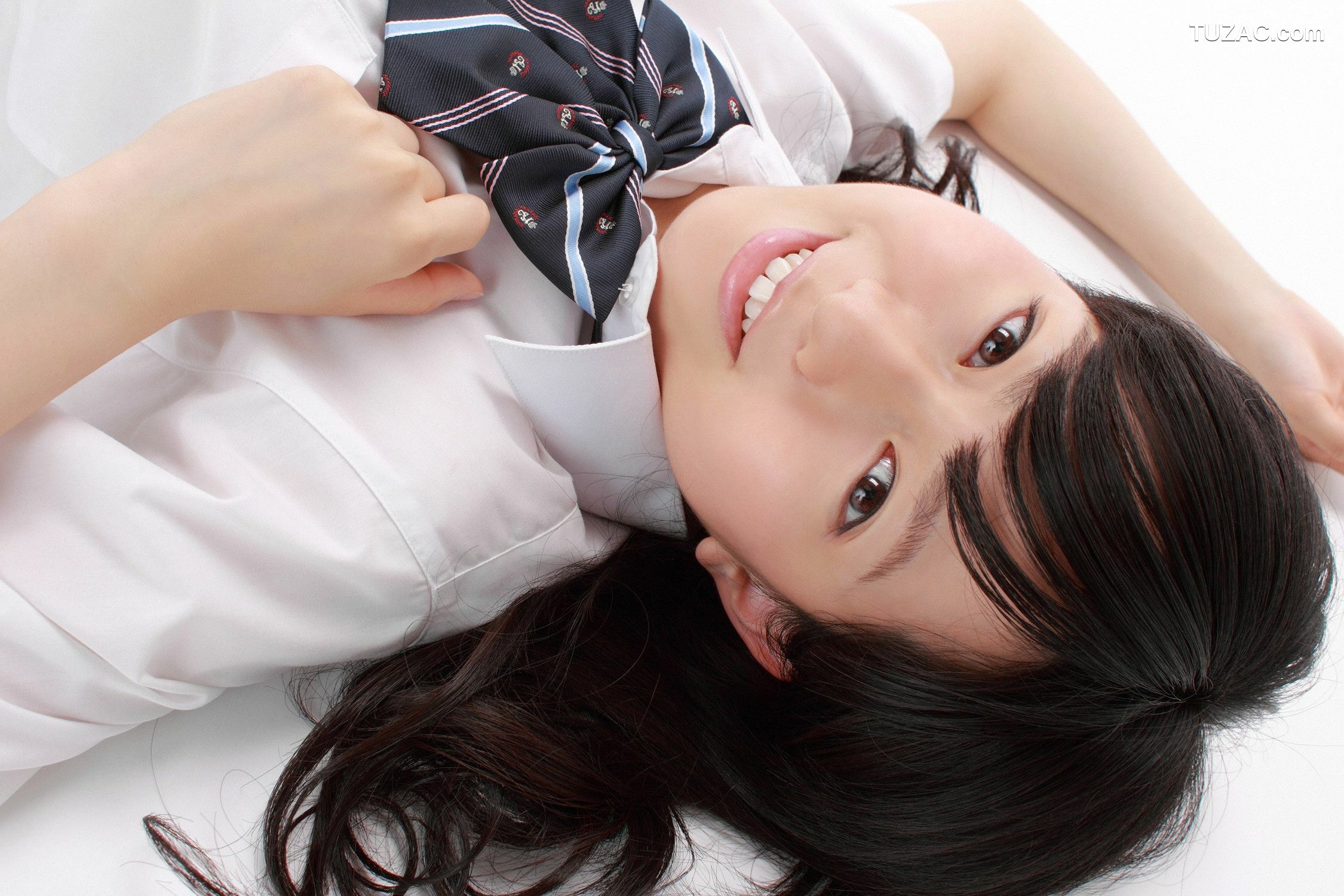 YS Web_Natsumi Chiba 千葉夏美《17歳のハーフちゃん入学！》写真集 Vol.415[44P]