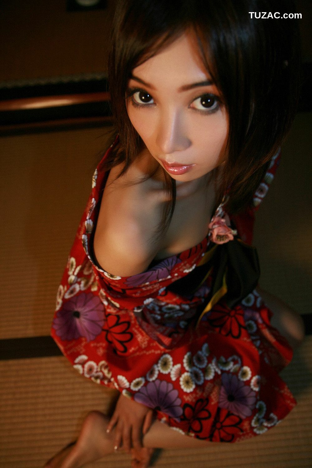 YS Web_Yuri Yoshida 吉田由莉《背徳と灼熱!》写真集 Vol.332[85P]