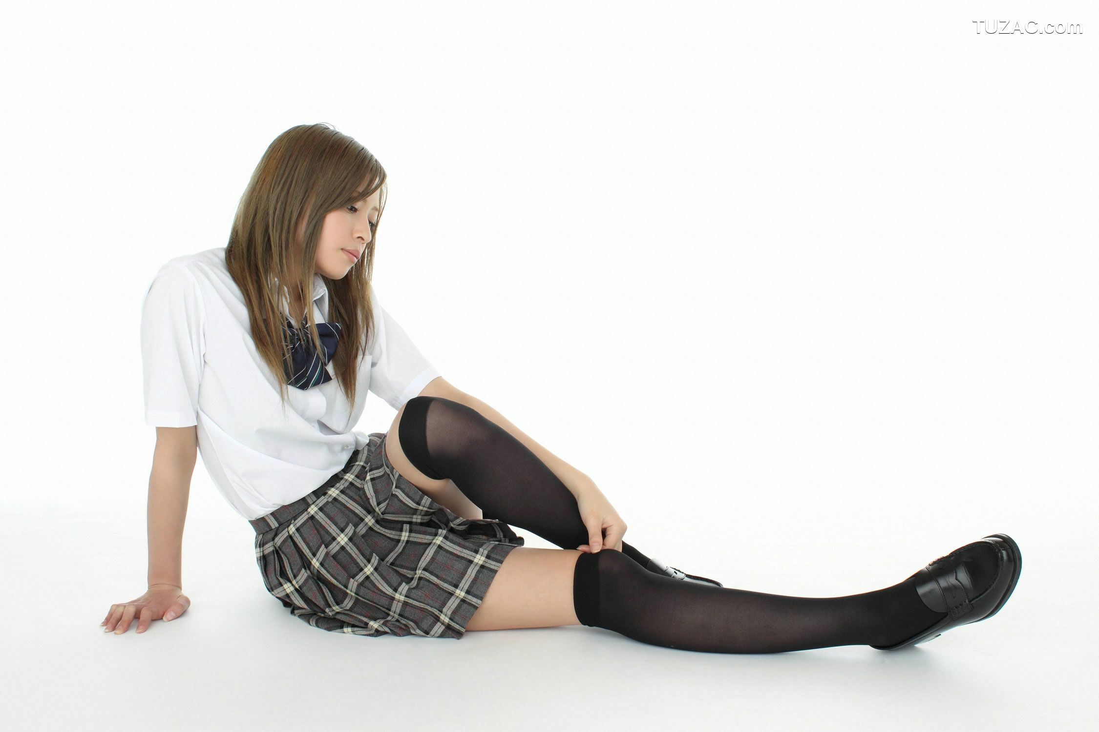 YS Web_Yuuri Shiina 椎名遊莉《17歳のCool Beauty入学》写真集 Vol.400[48P]